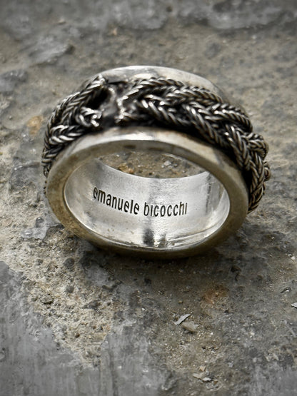 Emanuele Bicocchi .925 Silver Interlocking Chain Ring detail | DRIEW GARMENTS