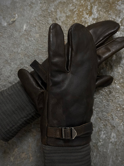 DEEPTI Collection °018-019 'LA–124W EMUF-90' Wired Trigger Horse Leather Gloves