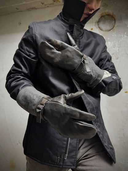 DEEPTI Collection °018-019 'LA–124W EMUF-90' Wired Trigger Horse Leather Gloves