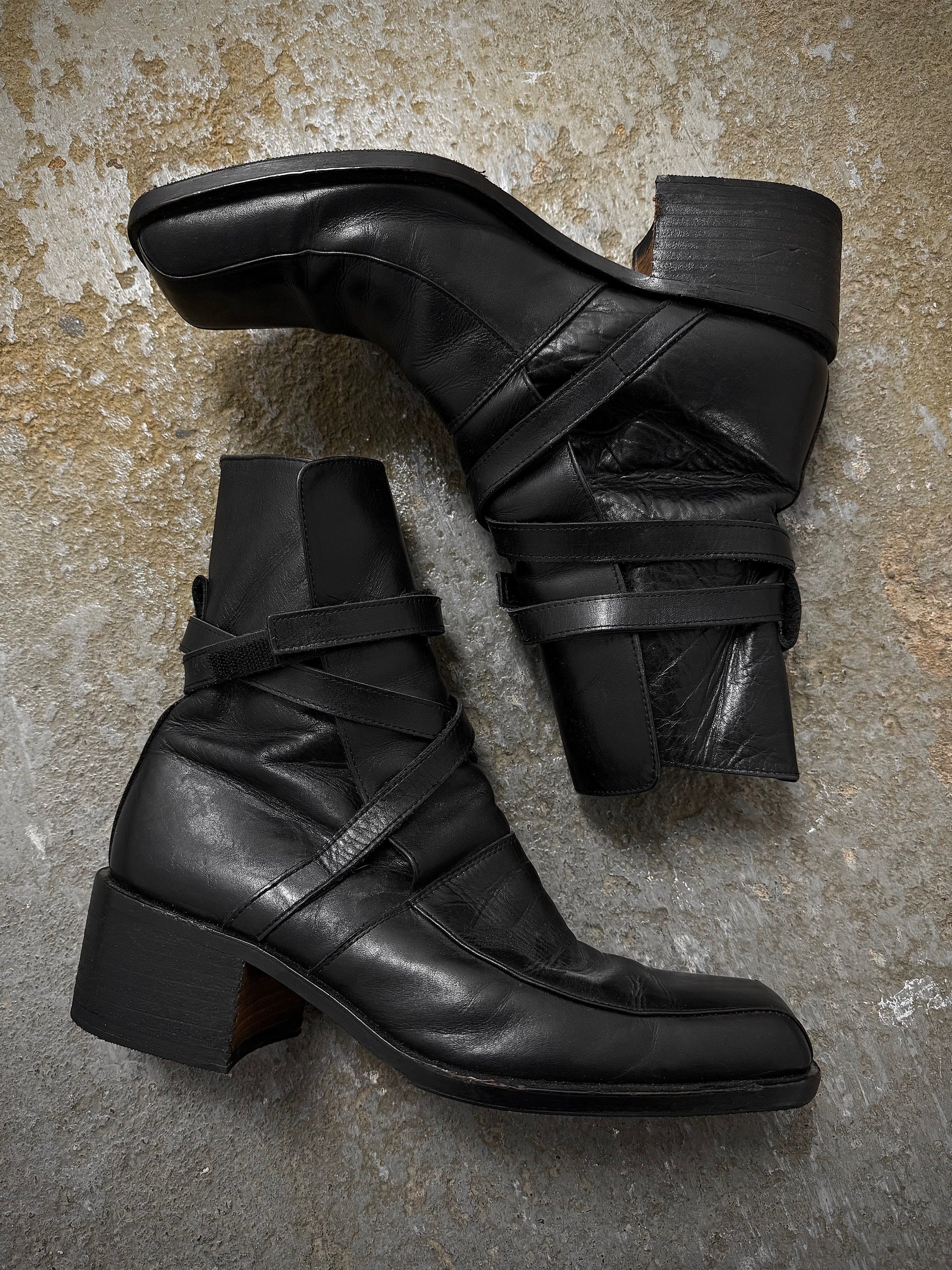 alfredoBANNISTER Y2K Chunky Heel Leather Boots | Toronto – DRIEW alfredoBANNISTER Y2K Chunky Heel Leather Boots | Toronto – DRIEW