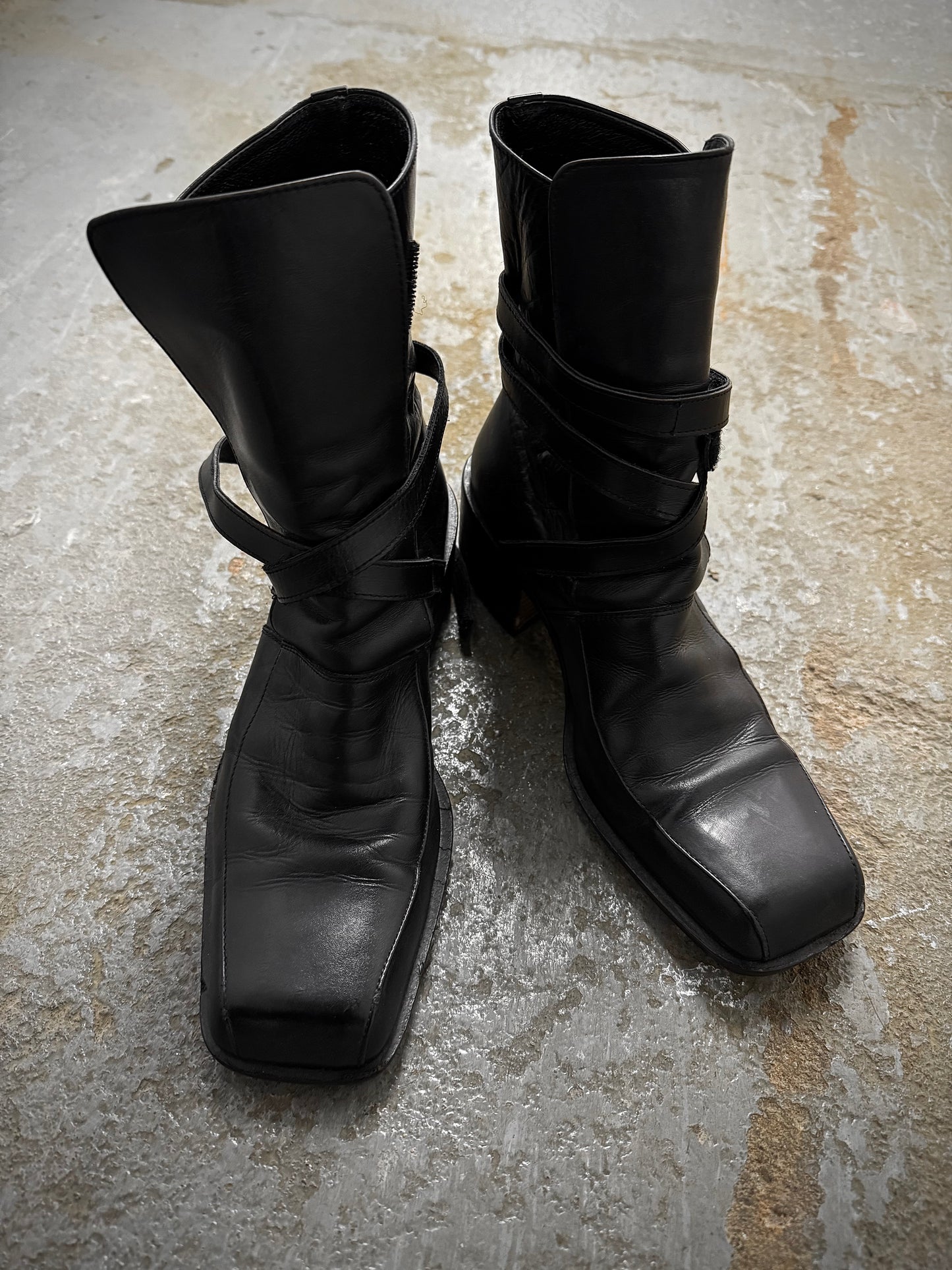 alfredoBANNISTER Y2K Chunky Heel Leather Boots | Toronto – DRIEW alfredoBANNISTER Y2K Chunky Heel Leather Boots | Toronto – DRIEW