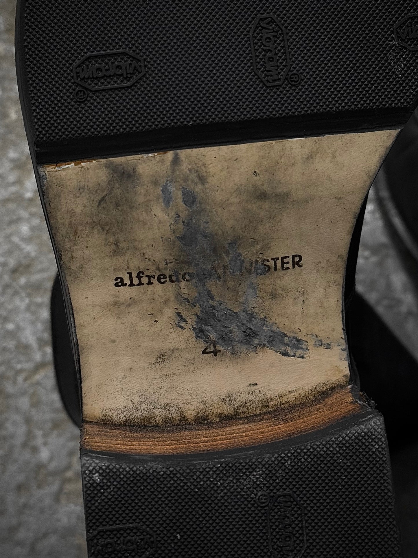 alfredoBANNISTER 00s Chunky Heel Velcro Strap Calf Leather Boots