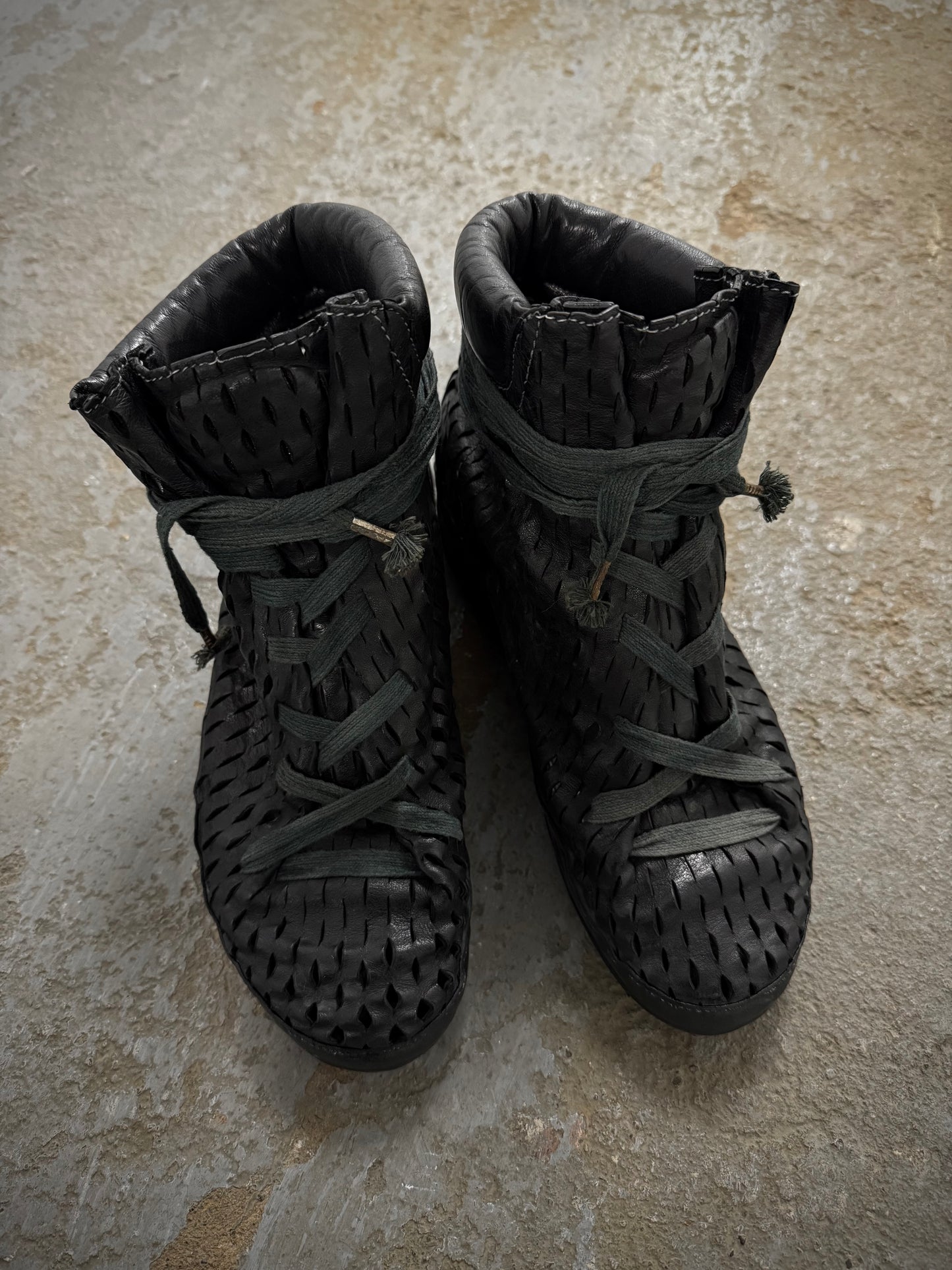 Carol Christian Poell 'AM/2686C ROOMS-PTC/010' Kangaroo Leather Laser Cut U-Sole Drip Sneakers