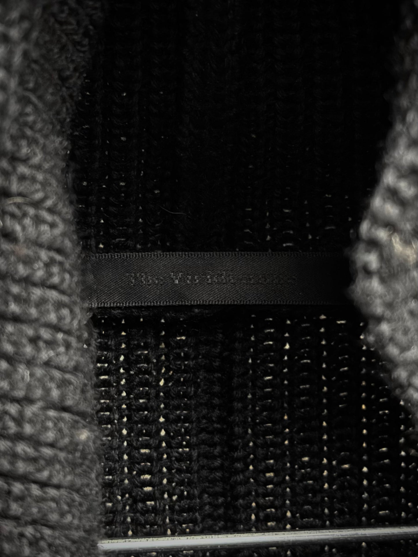 The Viridi-Anne Early 2010s Oversized Hooded Wool Knit Long-sleeves