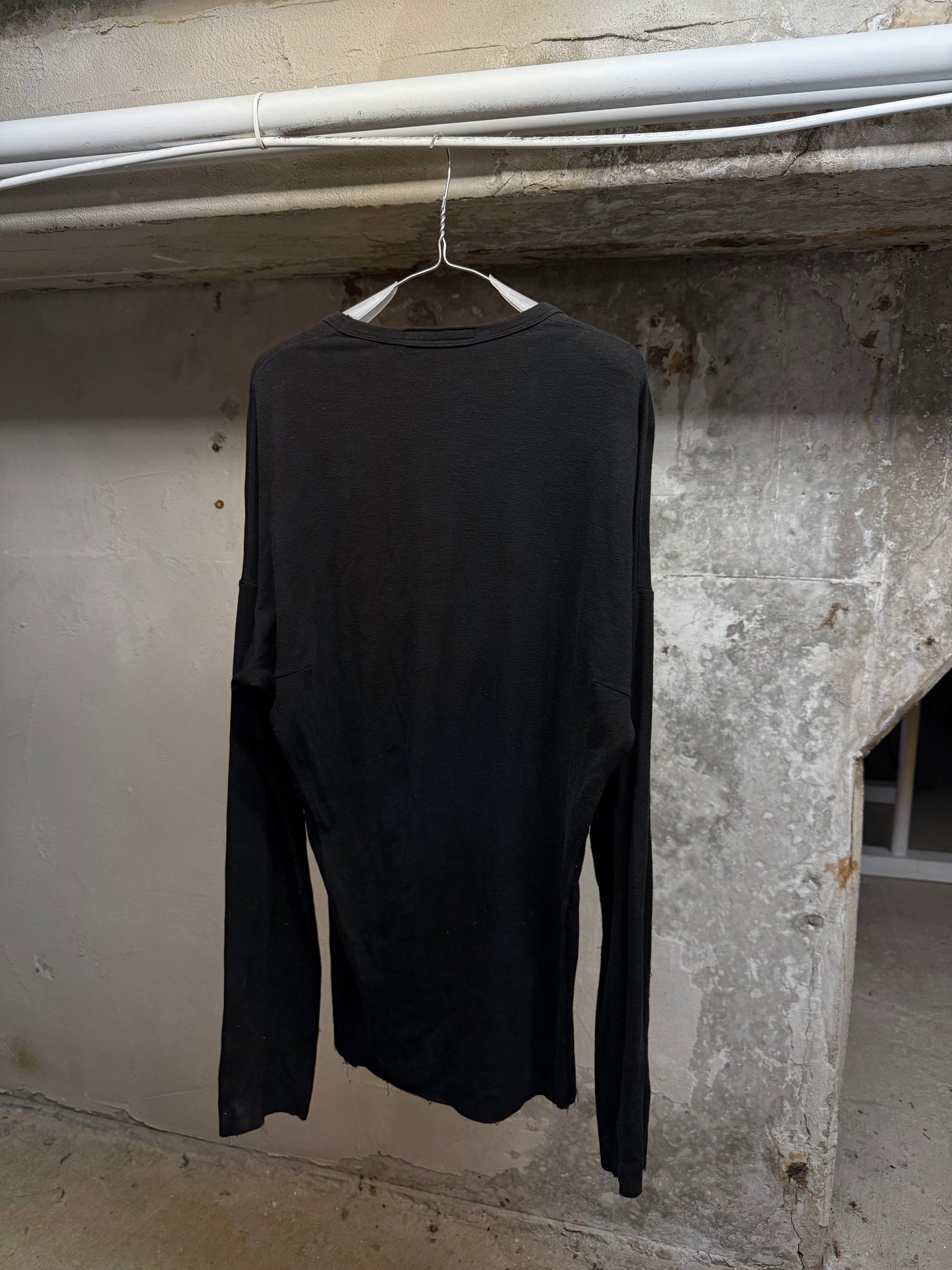 Julius_7 SS12 "edge;" Cupro Linen Multi Panel Long-sleeves