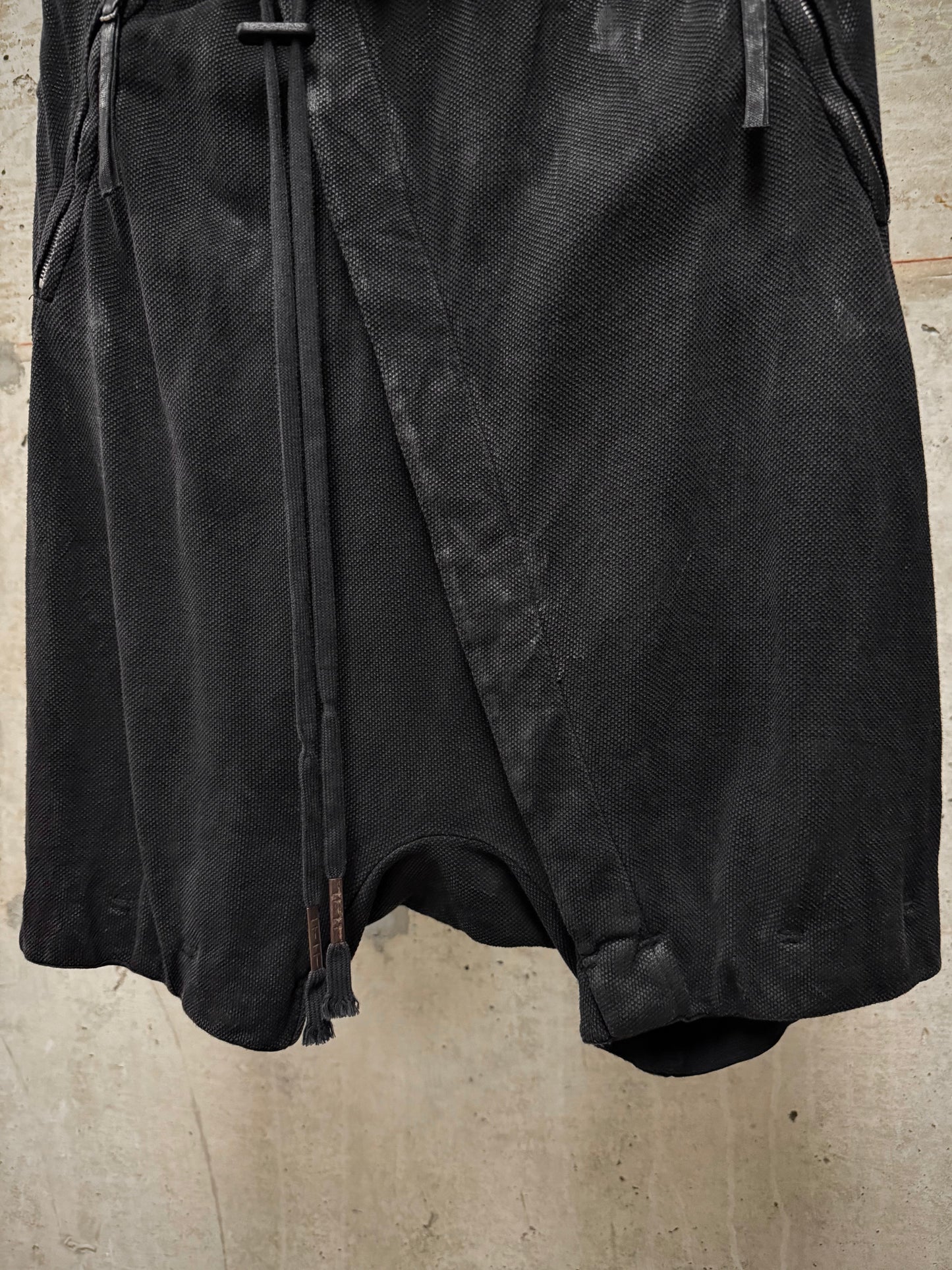 Boris Bidjan Saberi SS17 ‘P15-F0503M’ Object-dyed Vinyl Processed Military Drop-crotch Shorts