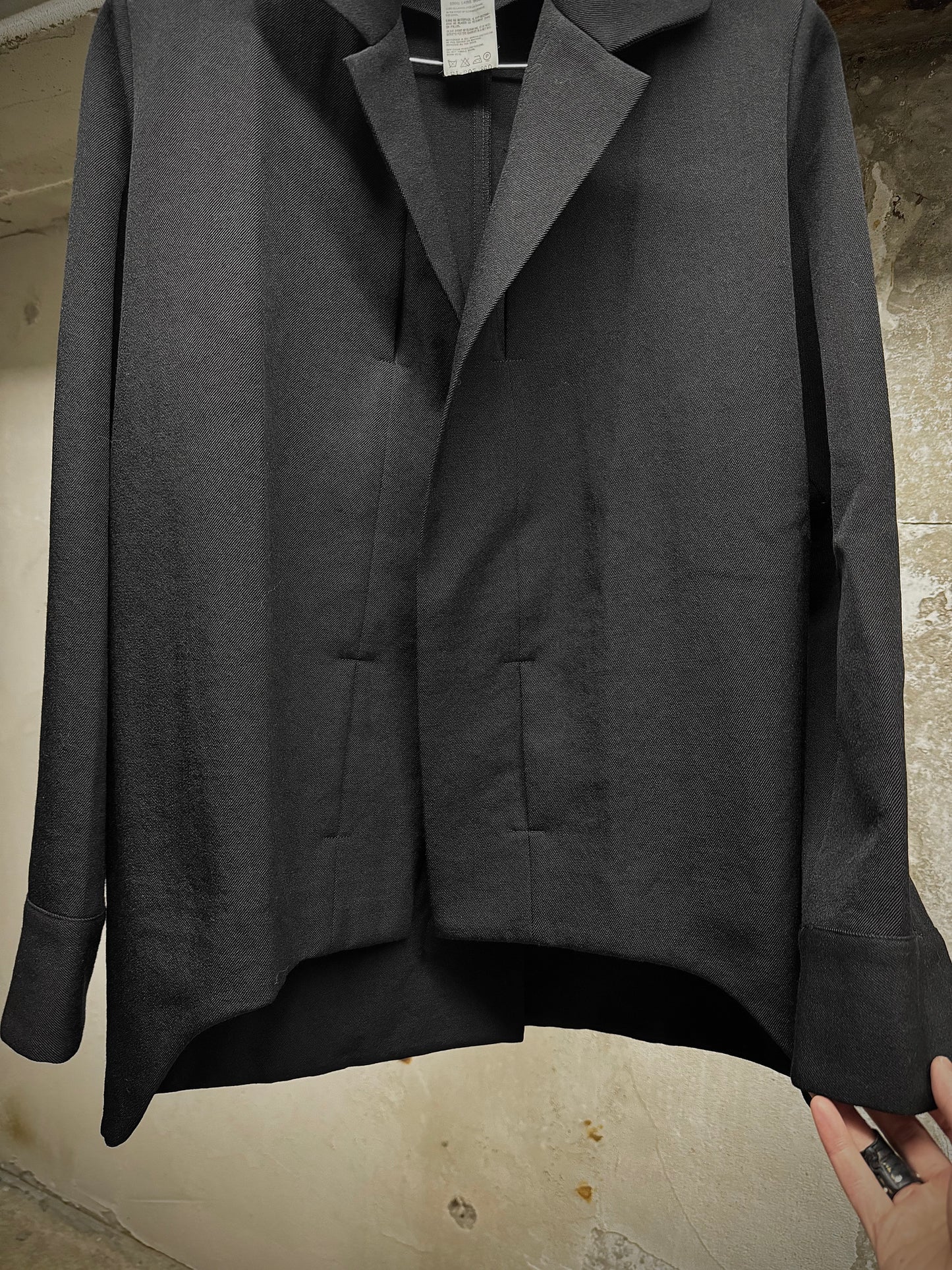Yohji Yamamoto AW04 Unlined Open-front Wool Blazer detail | DRIEW GARMENTS