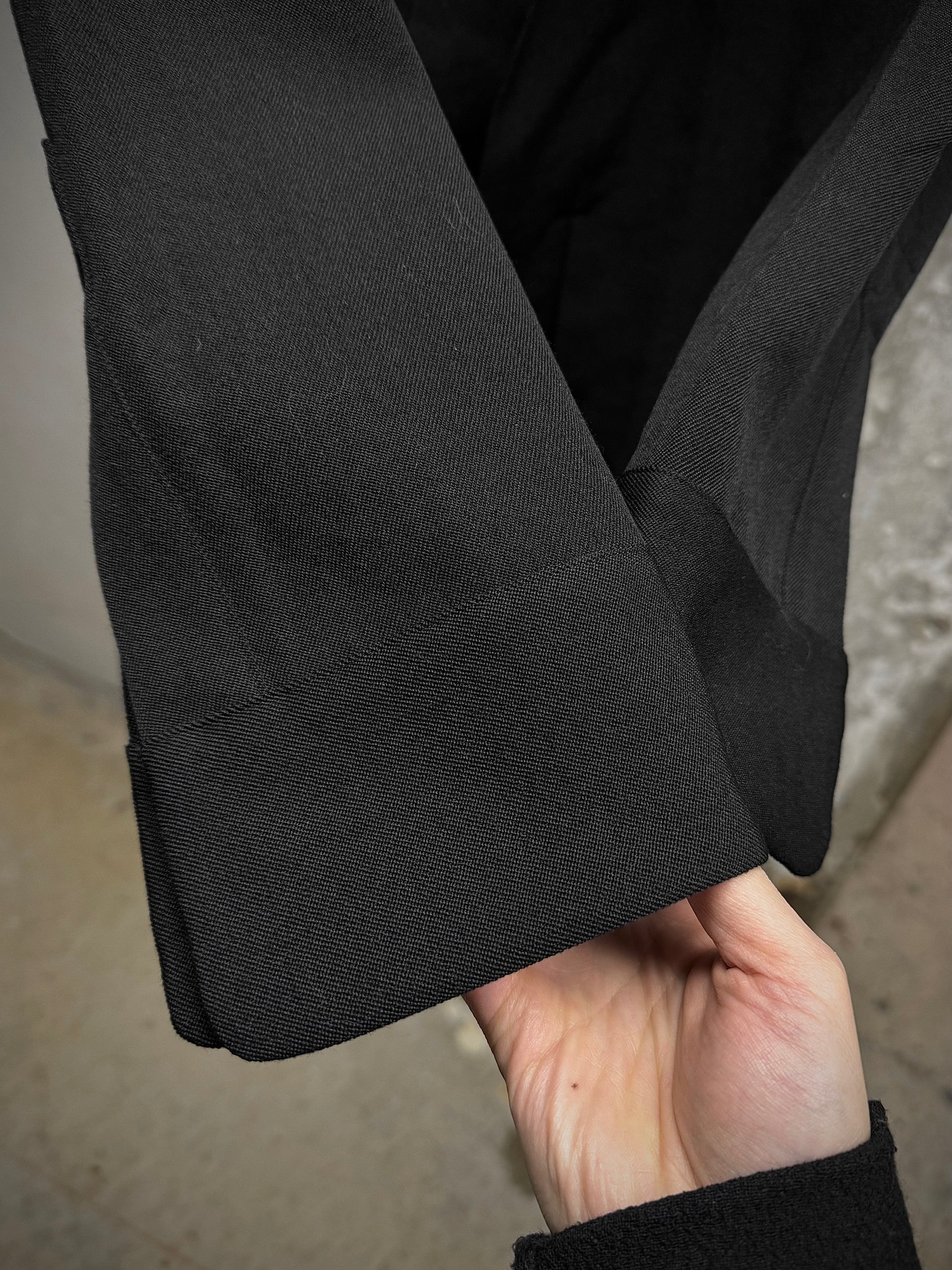 Yohji Yamamoto AW04 Unlined Open-front Wool Blazer detail | DRIEW GARMENTS