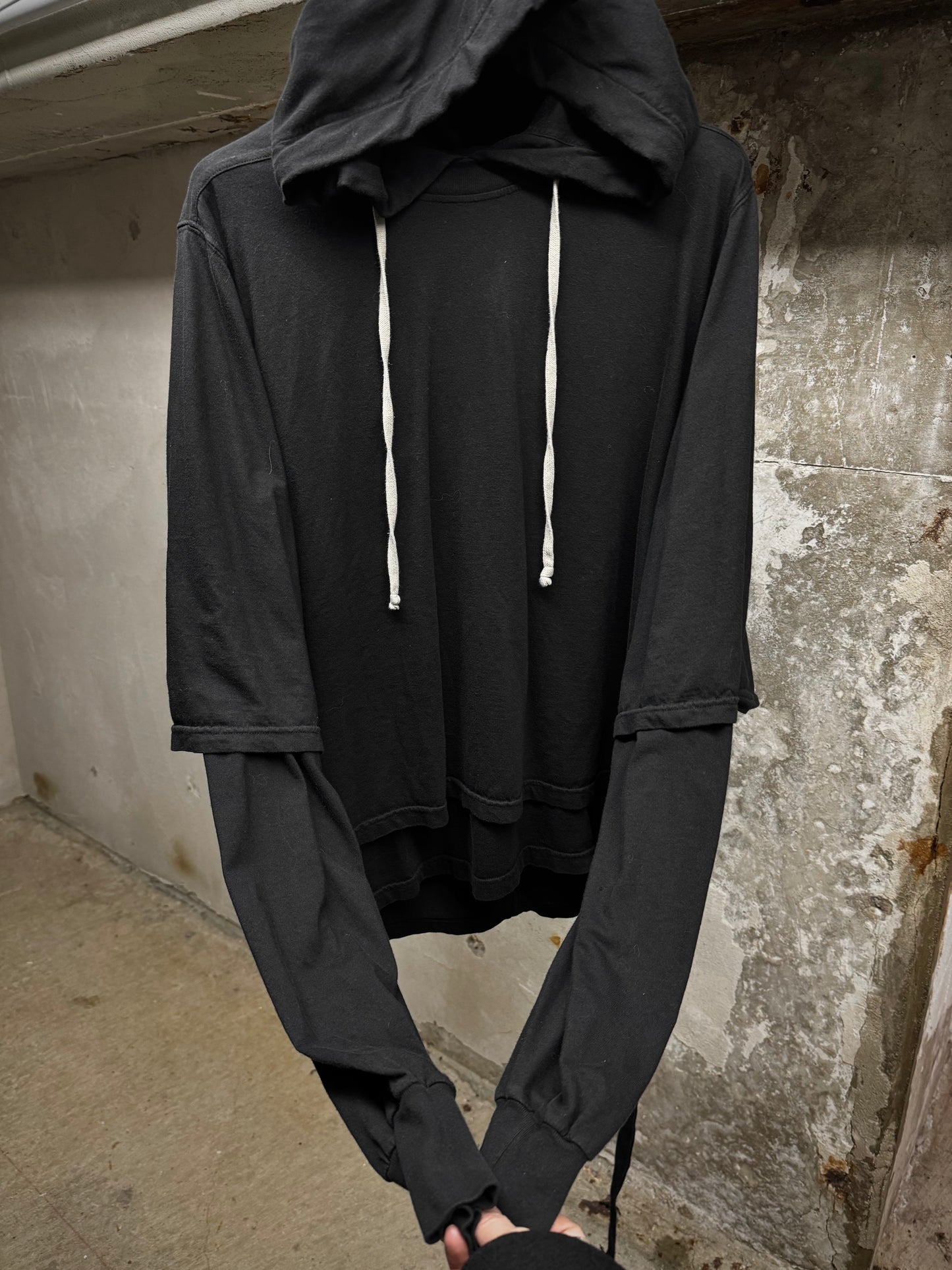 Rick Owens DRKSHDW AW22 "STROBE" Double Layer Hustle Long-sleeve Hoodie detail | DRIEW GARMENTS