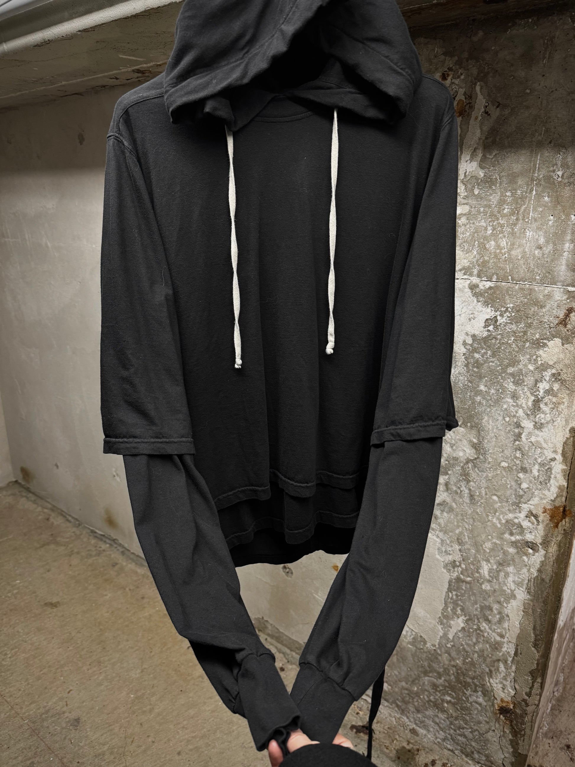Rick Owens DRKSHDW AW22 "STROBE" Double Layer Hustle Long-sleeve Hoodie detail | DRIEW GARMENTS
