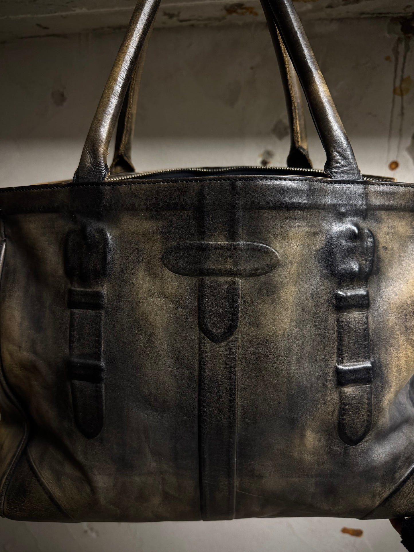 Mihara Yasuhiro AW11 'Aburidashi' Embossed Patina Mustard Kip Leather Briefcase detail | DRIEW GARMENTS