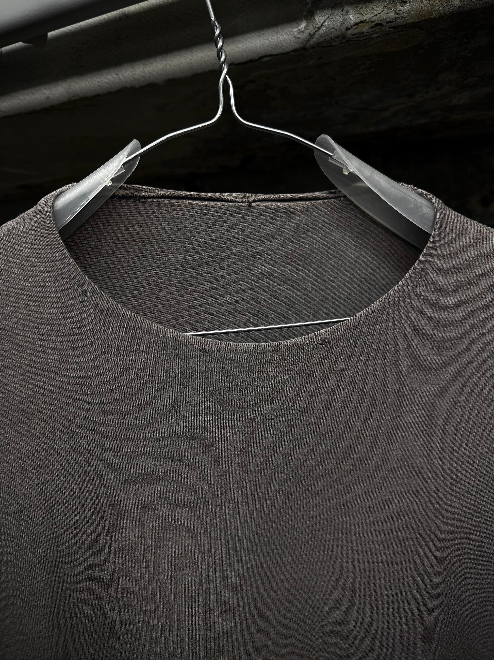 DEVOA 2010s Gradient Grey Raglan Anatomical T-shit detail | DRIEW GARMENTS