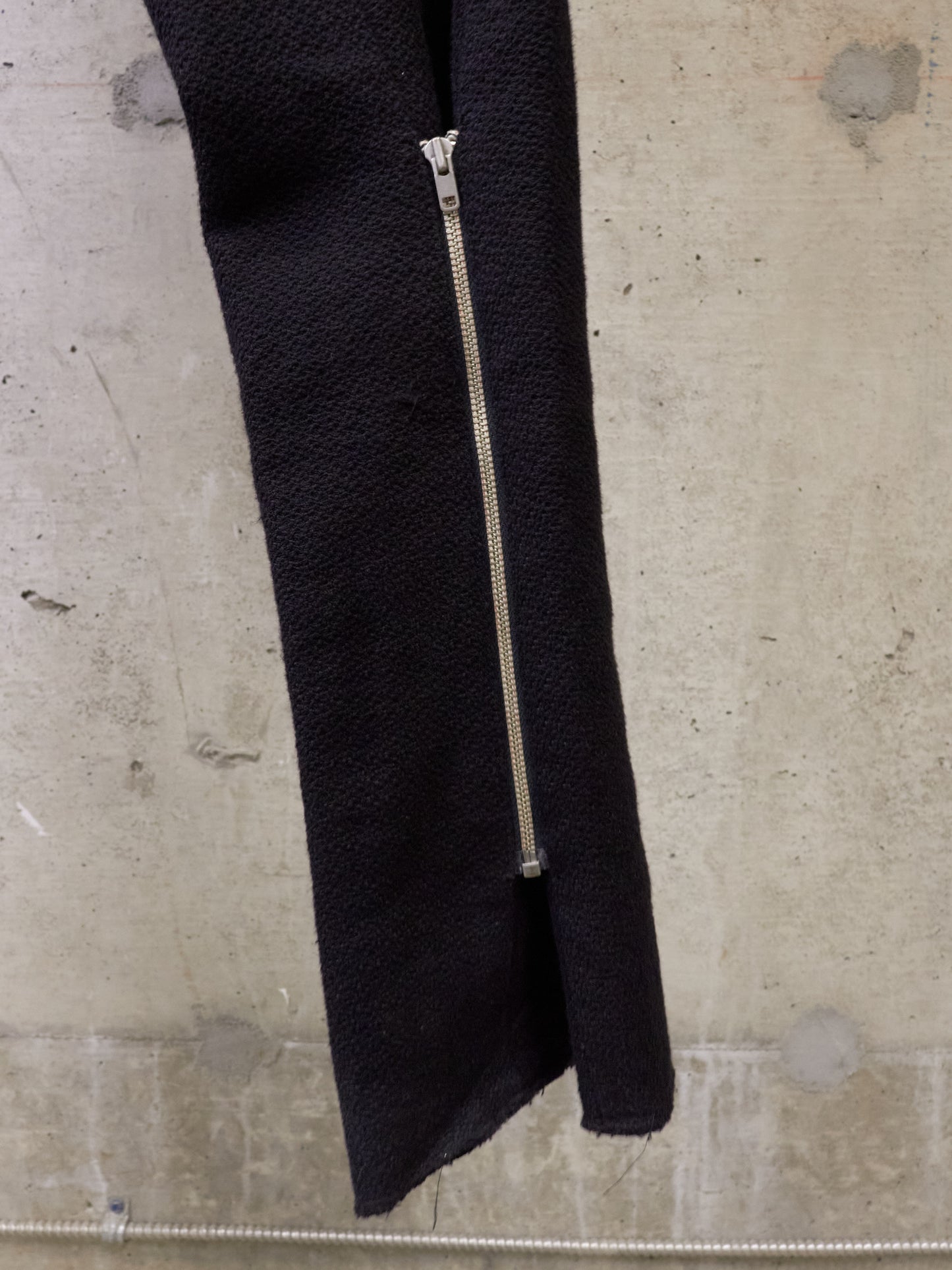 Individual Sentiments AW14-15 Cotton Linen Back-Zip Frayed Hem Pants