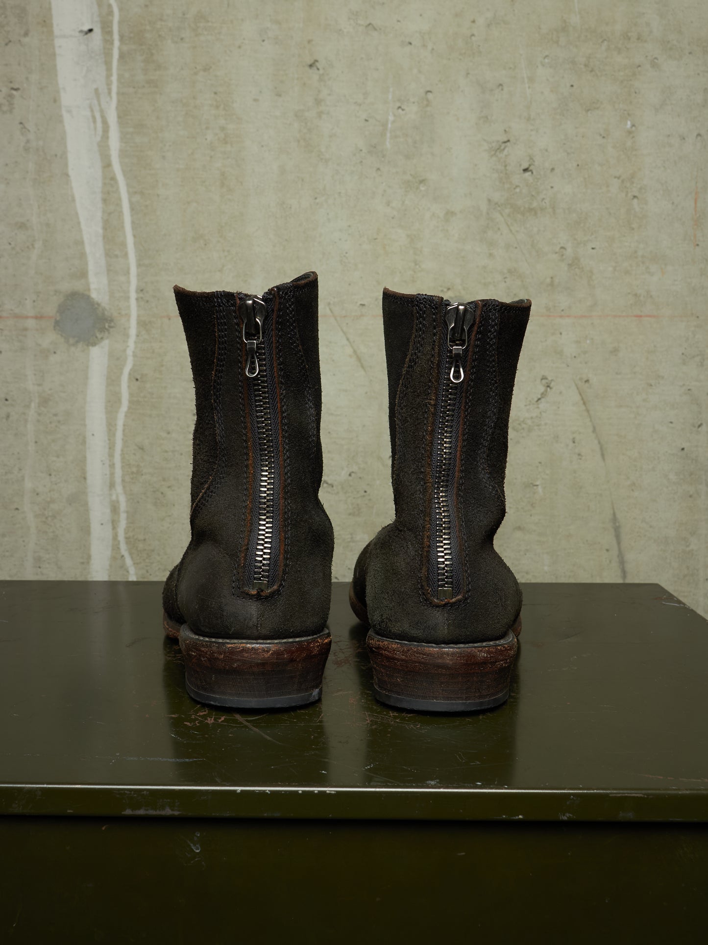 Julius_7 SS10-11 “neurbanvolker;” Reverse Cow Leather Back Zip Boots