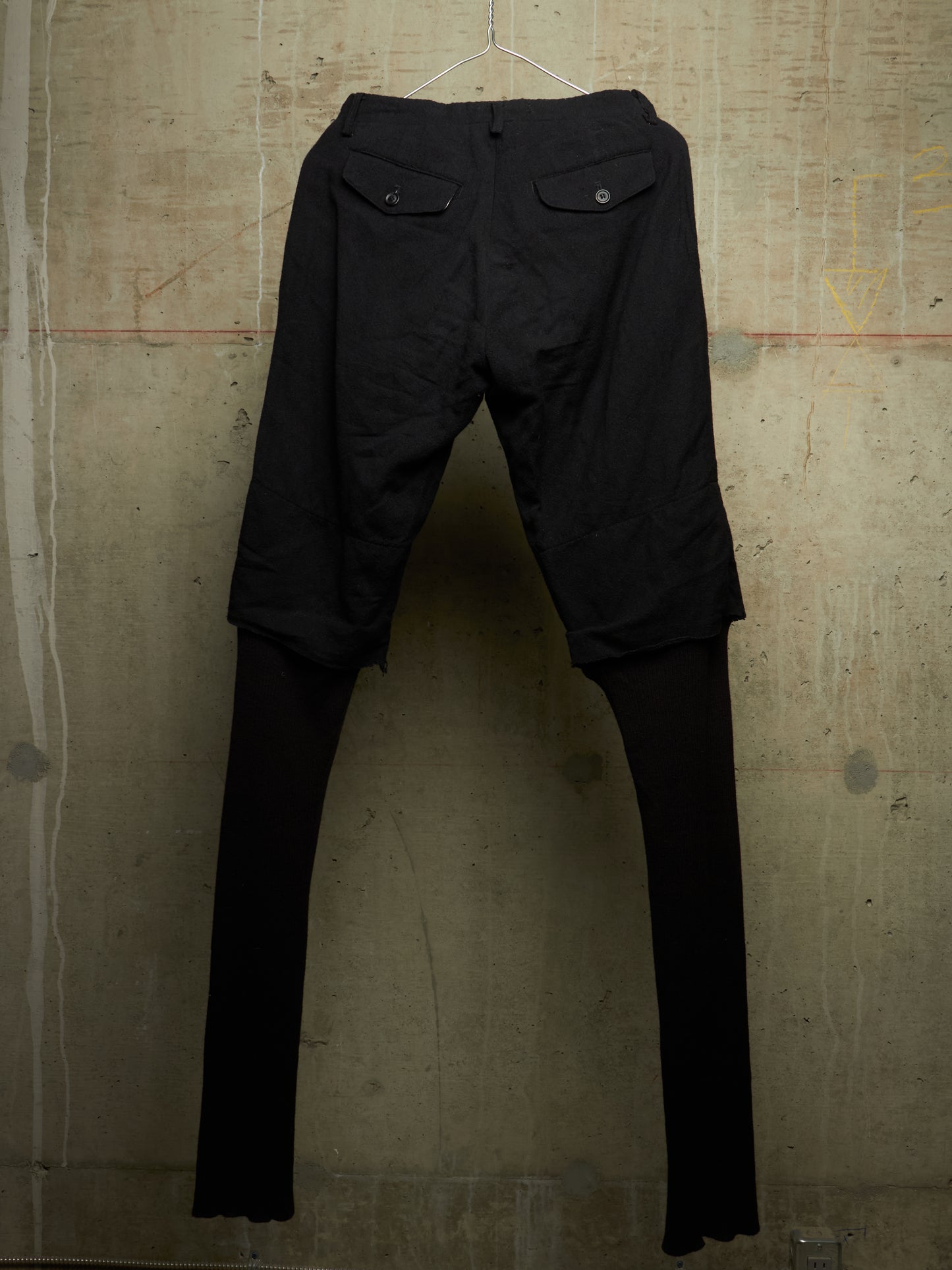Julius_7 AW07 "UNTITLED;" Metalic Wool Double Layered Shorts Leggings
