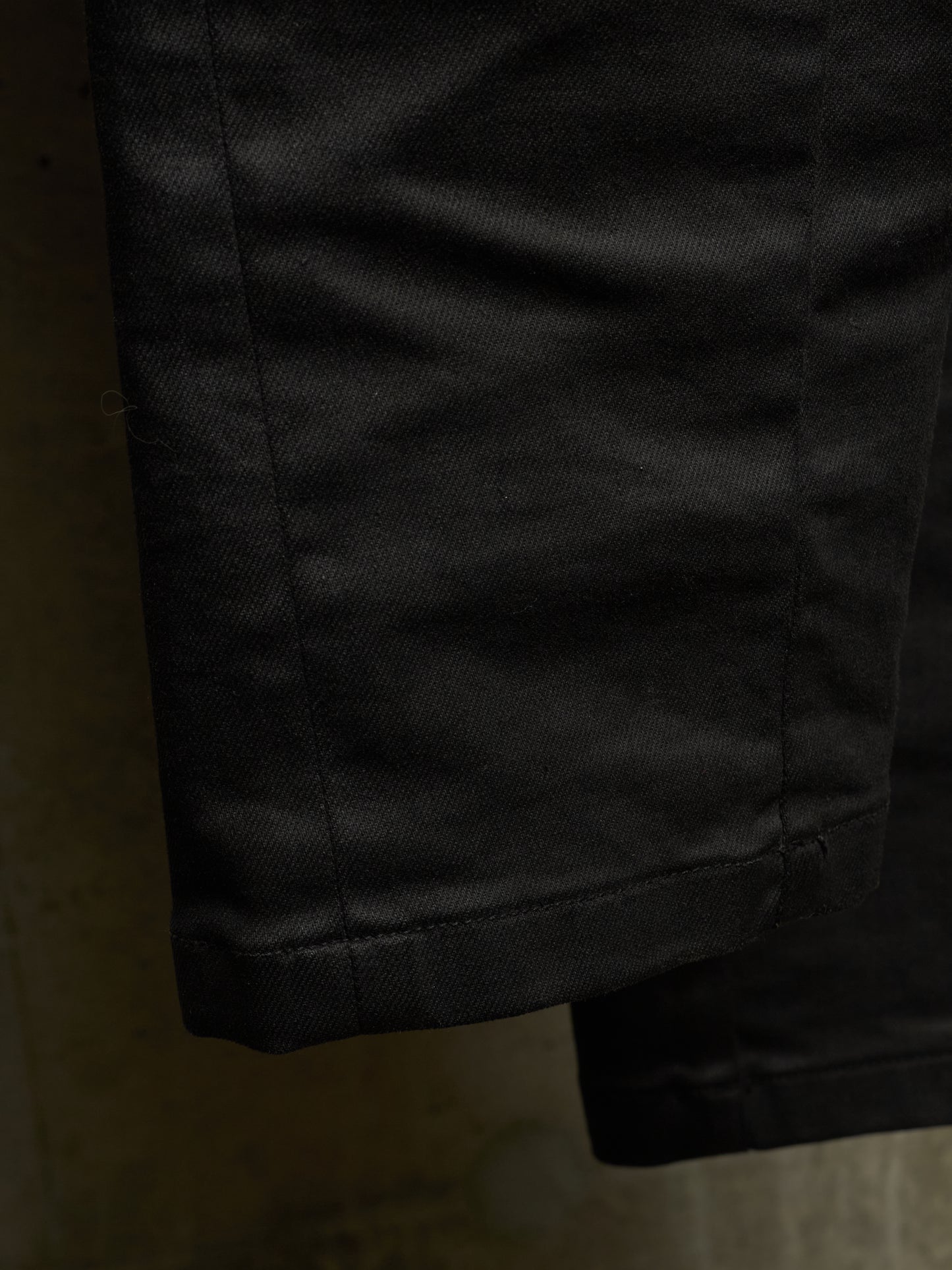 Julius_7 AW16-17 "beast;" Wax Coated Vertical Gas-Mask Cargo Denim