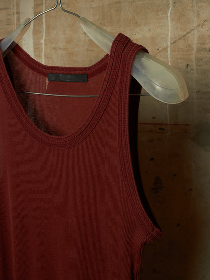Julius_7 AW09 “PROTECTION_ISM;” Wine Red Raw Hem Rib Knit Tank Top