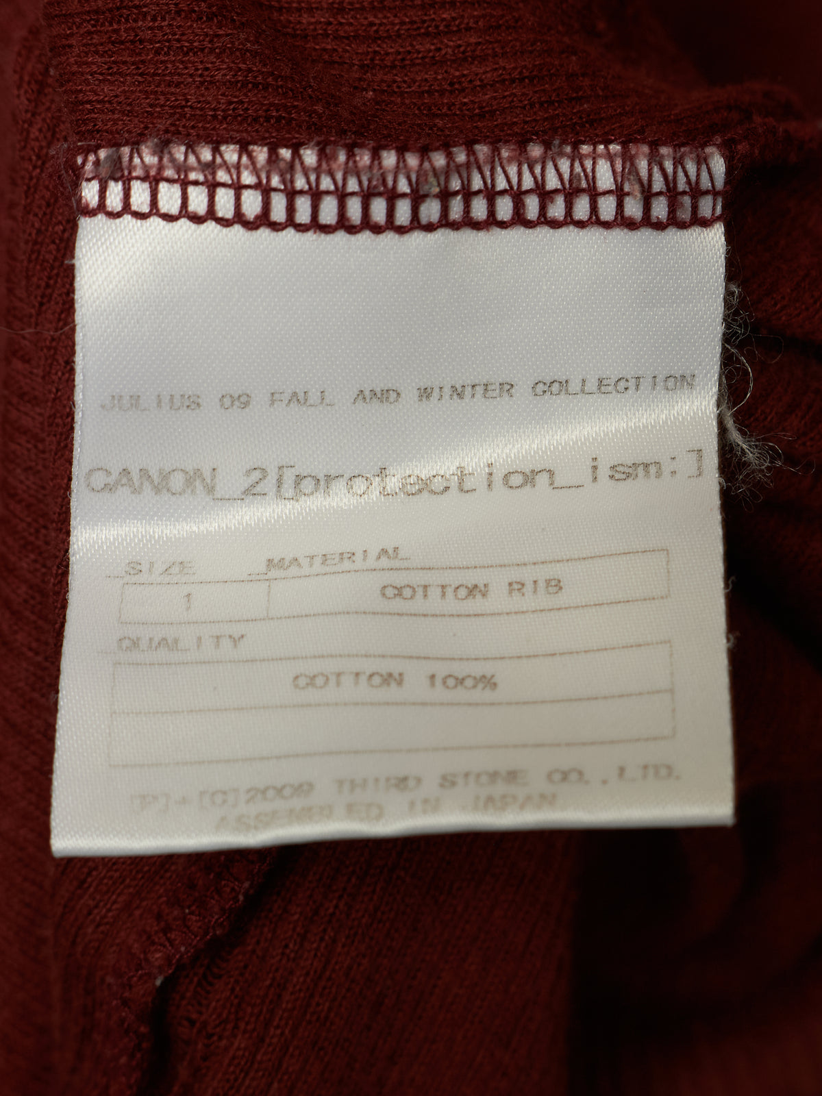 Julius_7 AW09 “PROTECTION_ISM;” Wine Red Raw Hem Rib Knit Tank Top