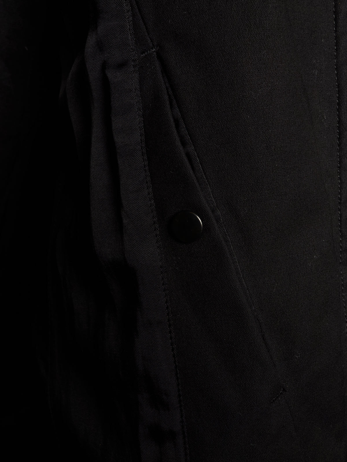 Julius_7 AW16-17 "beast;" Padded Asymmetric Zip Cotton High Neck Jacket