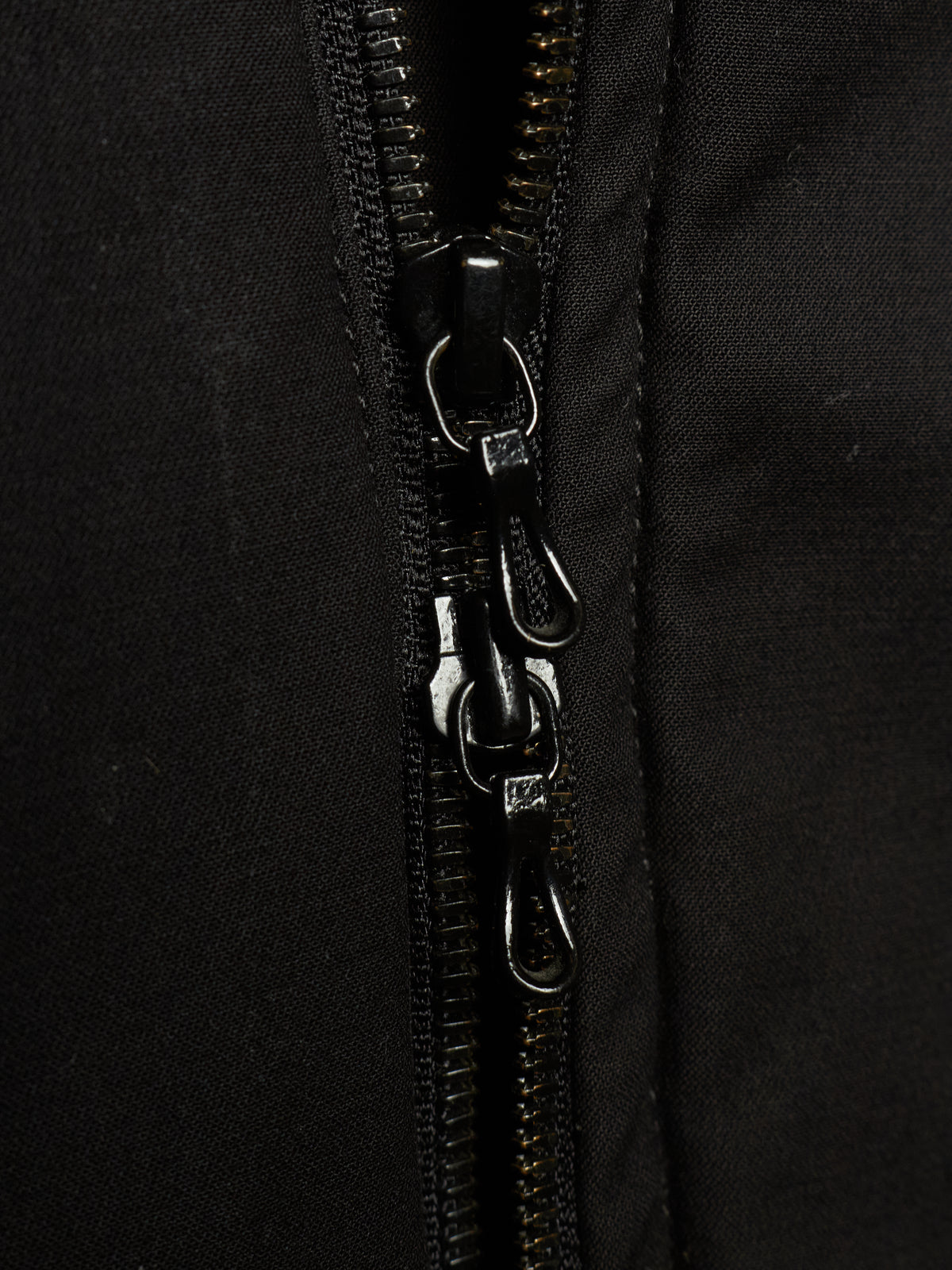 Julius_7 AW16-17 "beast;" Padded Asymmetric Zip Cotton High Neck Jacket