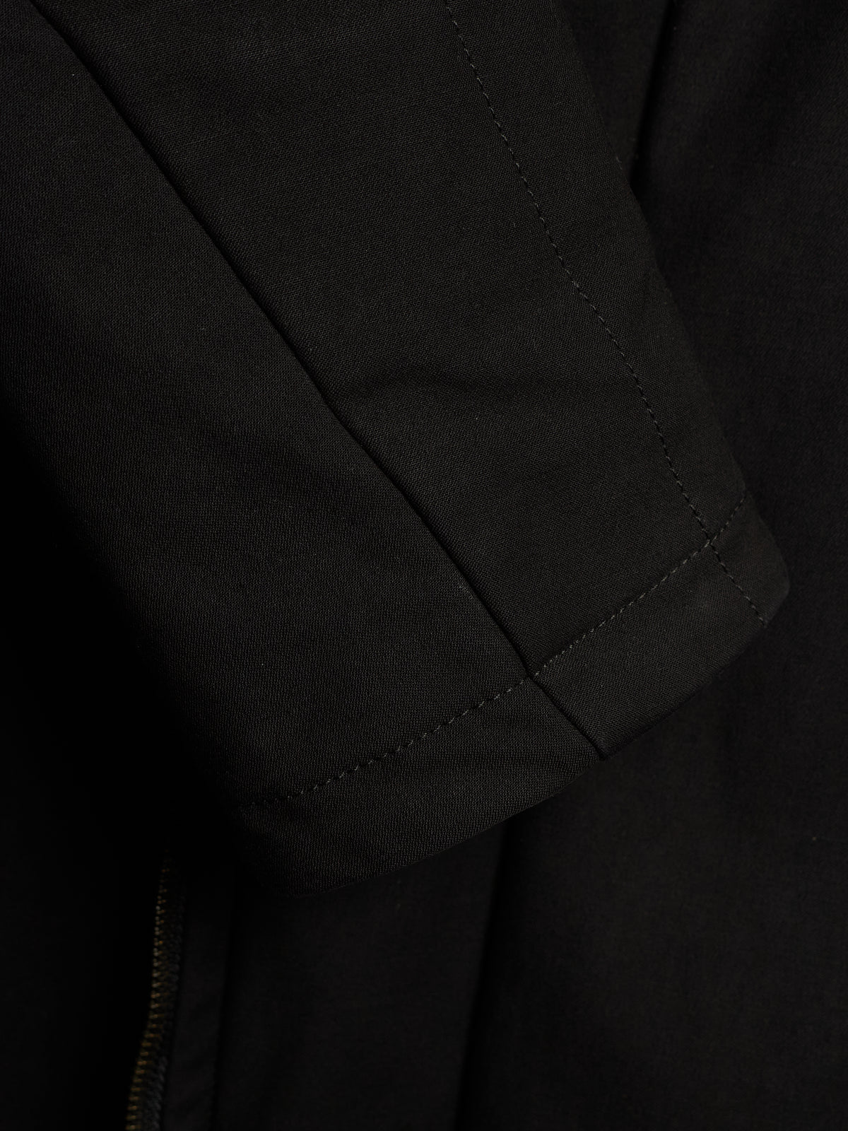 Julius_7 AW16-17 "beast;" Padded Asymmetric Zip Cotton High Neck Jacket