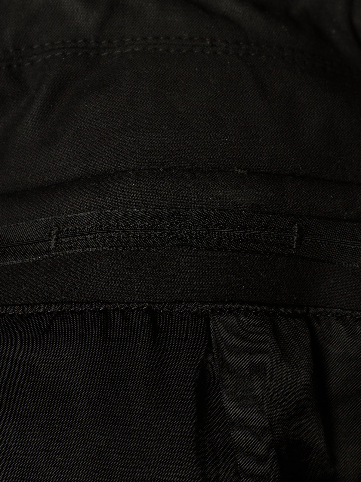 Julius_7 AW16-17 "beast;" Padded Asymmetric Zip Cotton High Neck Jacket