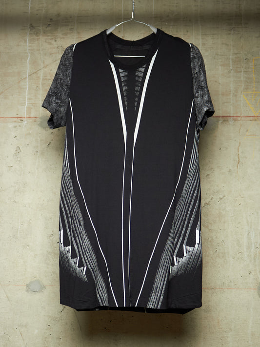 Julius_7 SS15 "prism;" Geometric Graphic Print Longline T-shirt