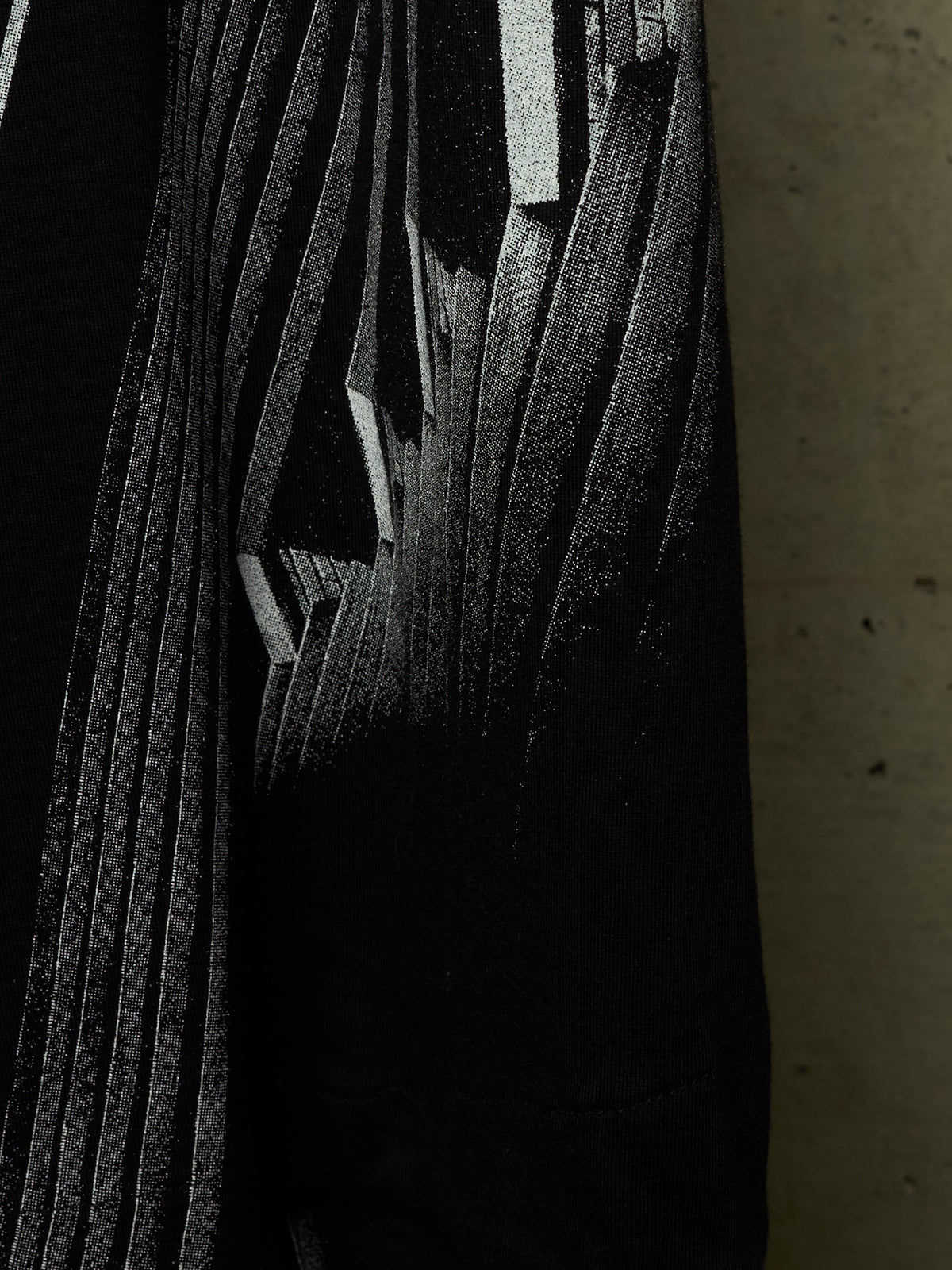 Julius_7 SS15 "prism;" Geometric Graphic Print Longline T-shirt