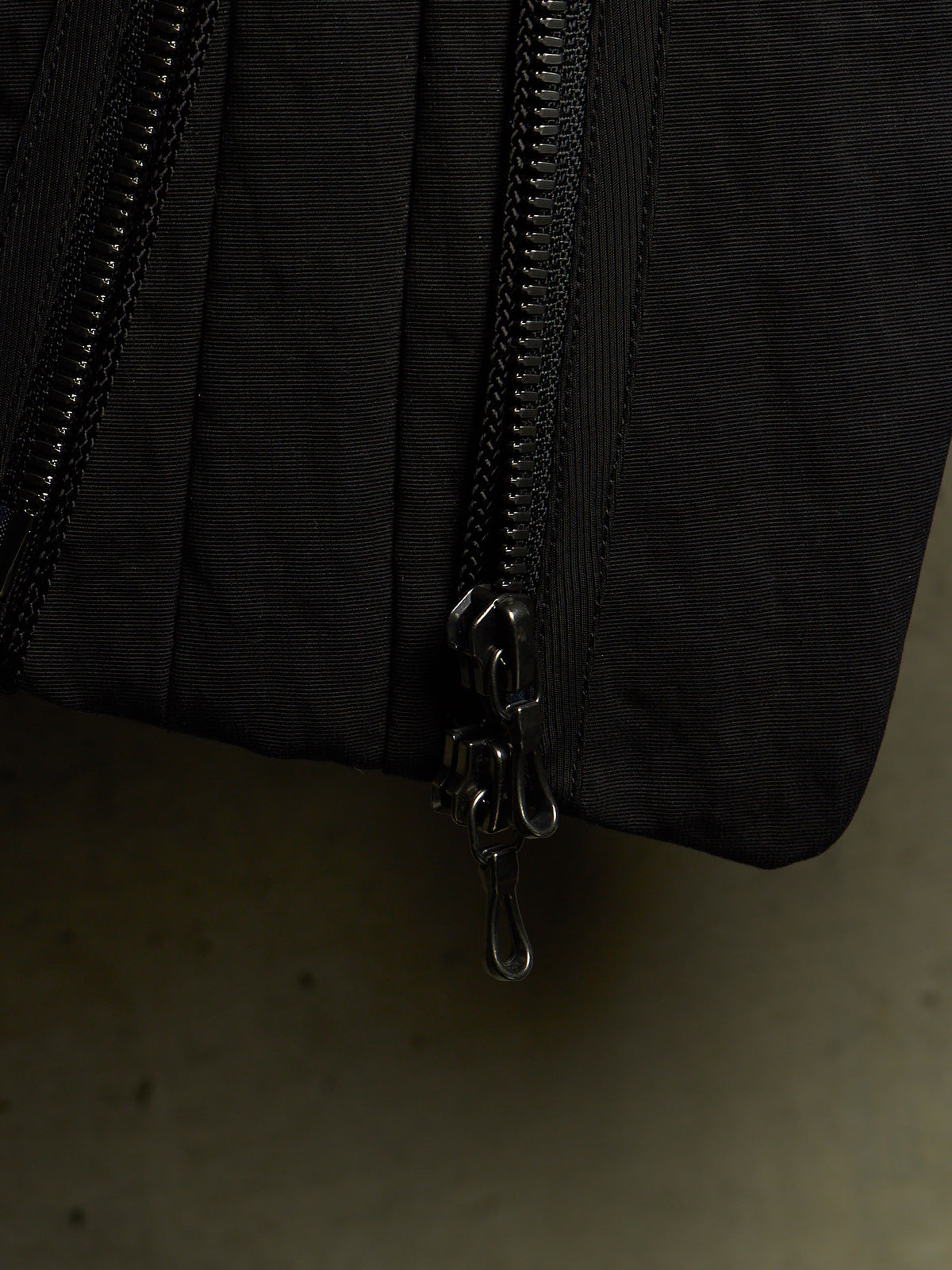 Julius_7 SS23 "_PERMANENT" Black Nylon Cotton Grosgrain Dual Zip Blazer
