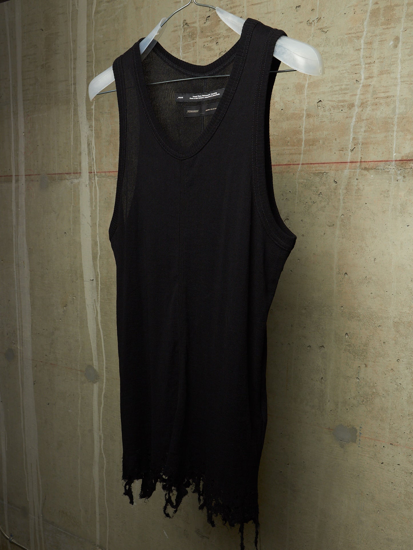 Julius_7 SS23 “PERMANENT;” Black Shredded Hem Rib Knit Tank Top