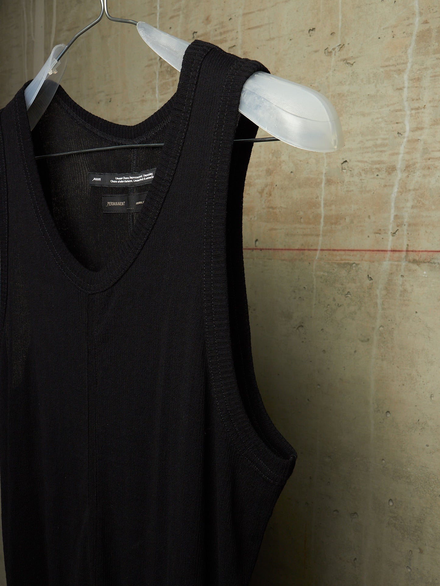 Julius_7 SS23 “PERMANENT;” Black Shredded Hem Rib Knit Tank Top