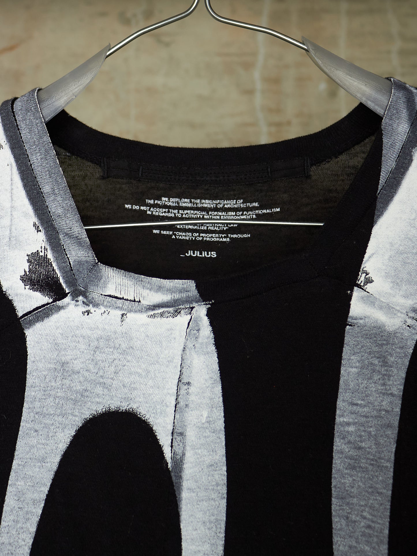 Julius_7 AW14-15 "Glitch;" Vomit Asymmetric Cut Graphic Print T-shirt
