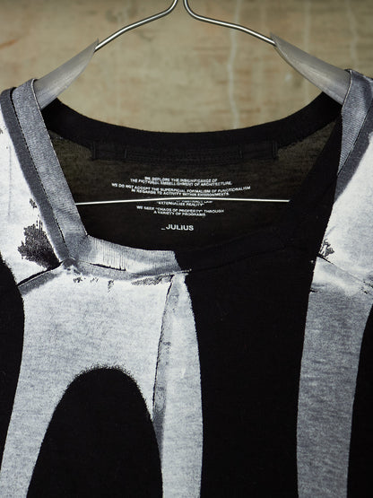 Julius_7 AW14-15 "Glitch;" Vomit Asymmetric Cut Graphic Print T-shirt
