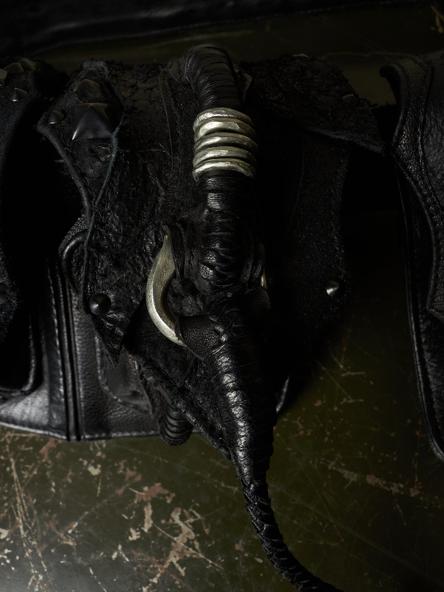 KMRii ‘1101-BG01 KB-Scorpion’ Distressed Leather Hand-stitched Tassel Waist Belt Bag