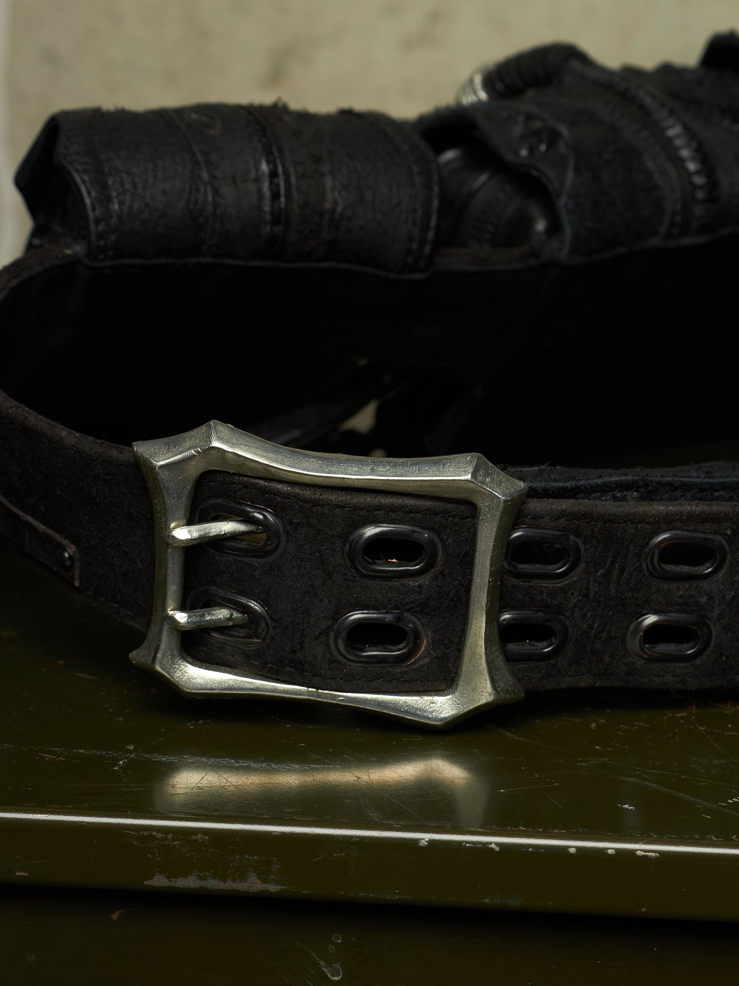 KMRii ‘1101-BG01 KB-Scorpion’ Distressed Leather Hand-stitched Tassel Waist Belt Bag