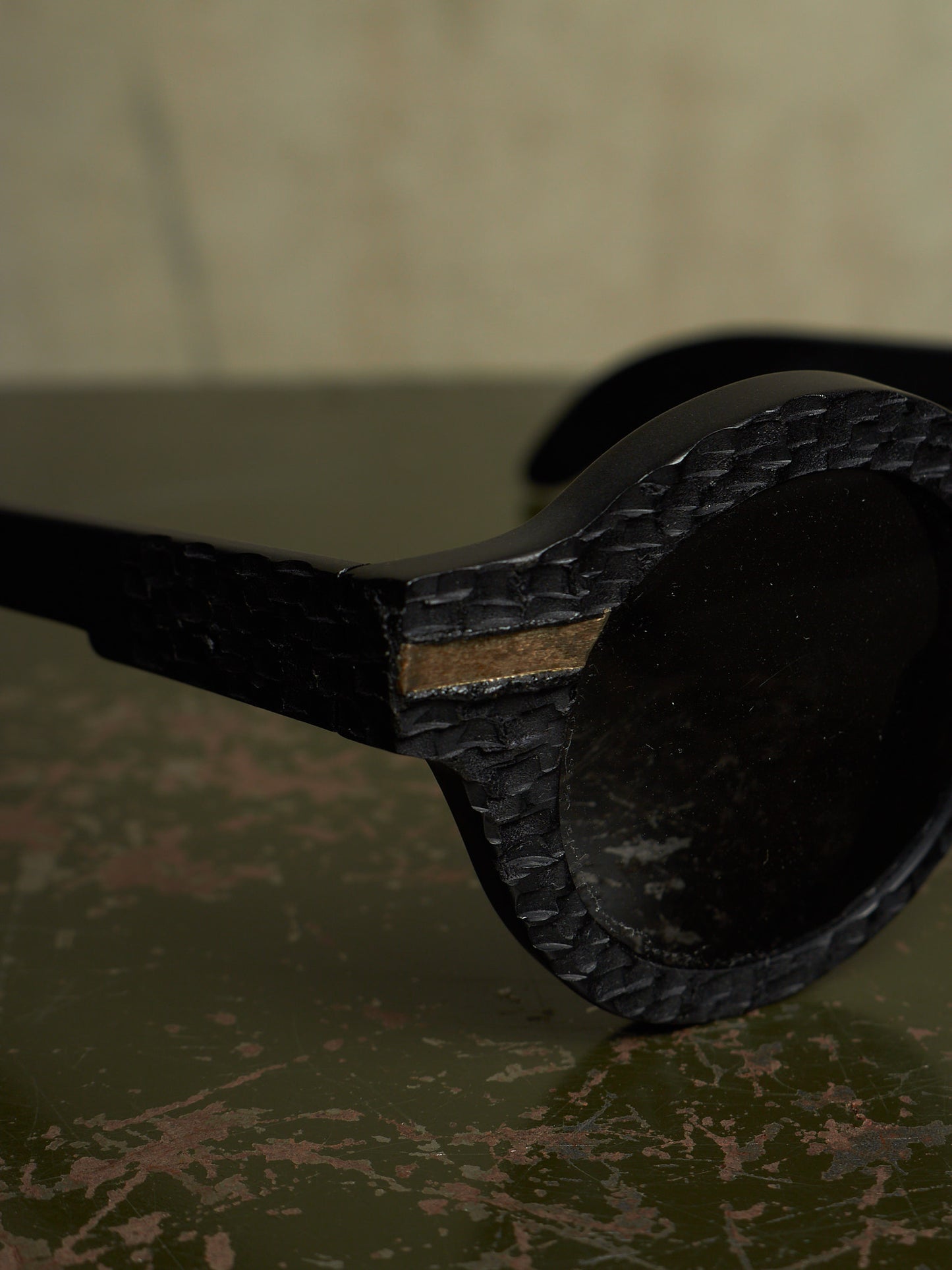KUBORAUM x Julius_7 'Maske A1 BM ES' Burnt Leather Round Lens Sunglasses
