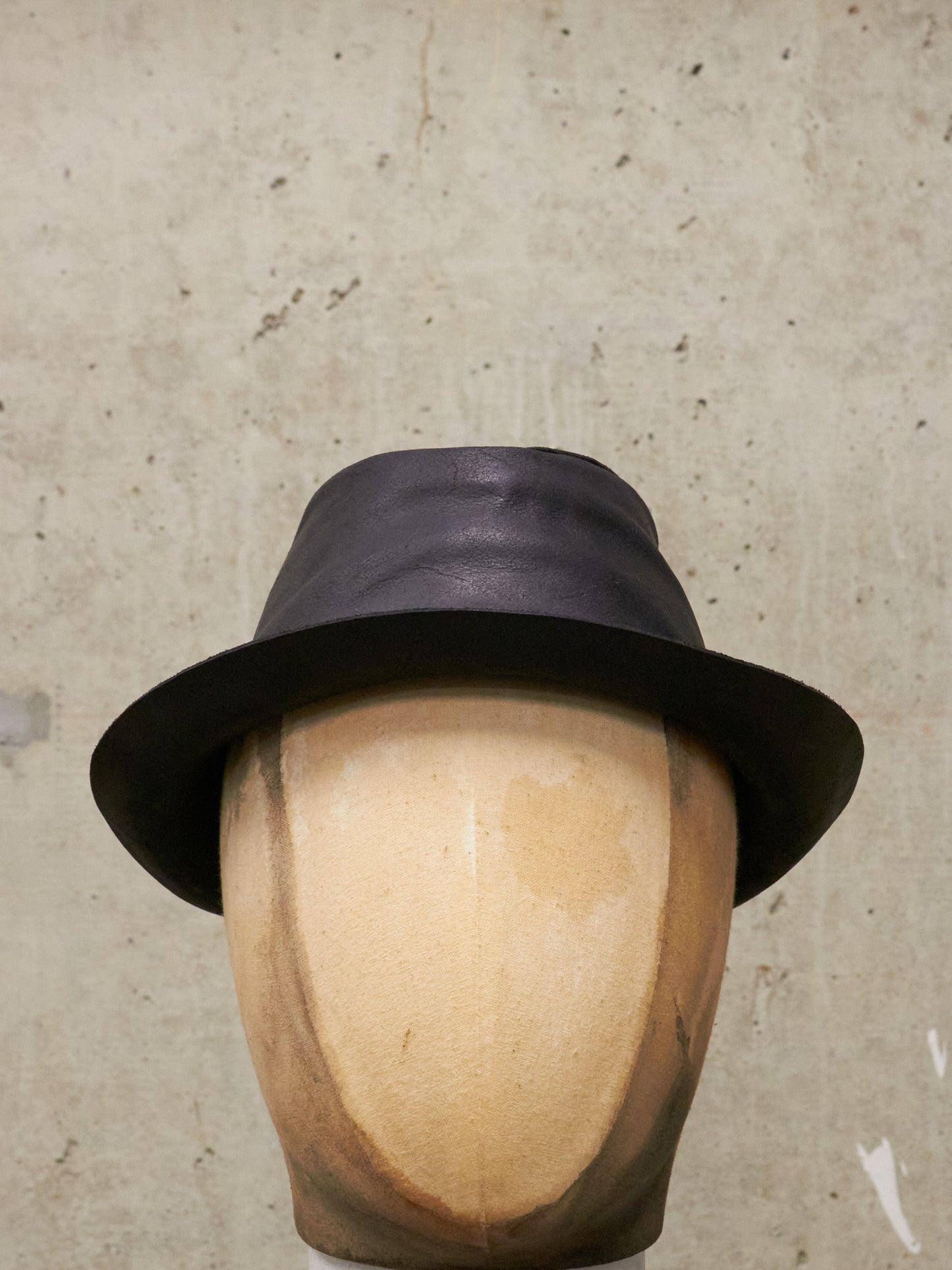 LAYER-0 SS24 'H2' Black Reverse Horse Leather Short Brimmed Hat