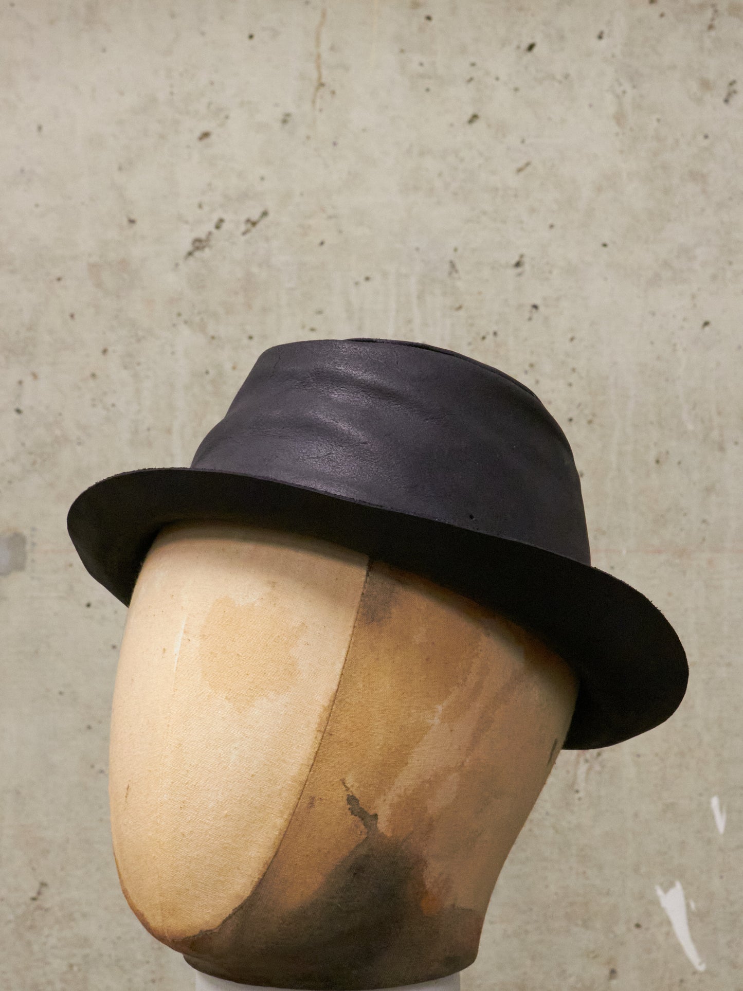 LAYER-0 SS24 'H2' Black Reverse Horse Leather Short Brimmed Hat