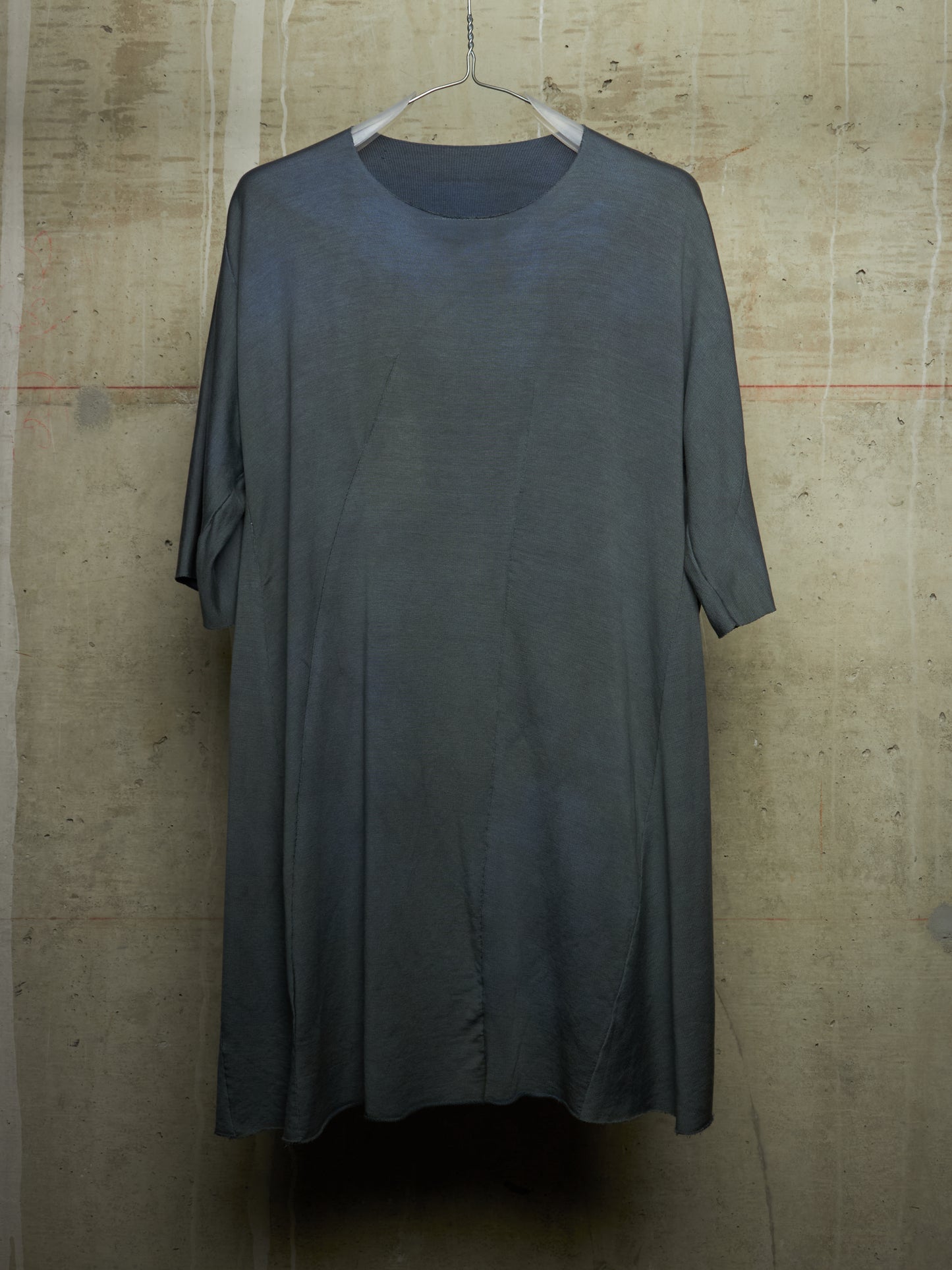 LEON EMANUEL BLANCK 'DIS-MT/01' Patina Blue Eco Stretch Jersey Distortion Reversible T-shirt