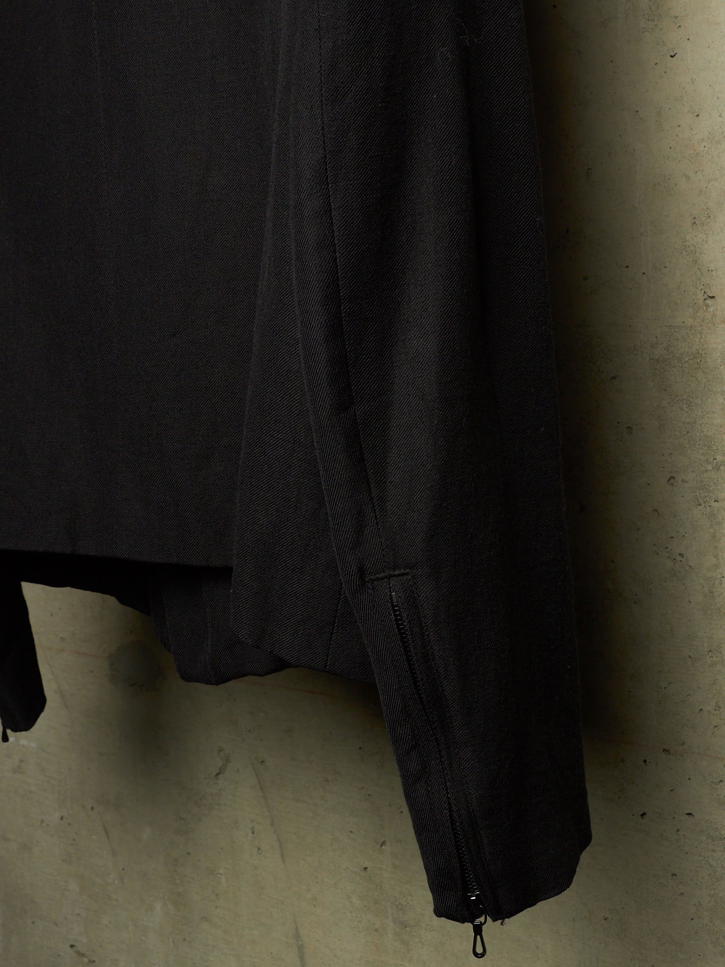 MA_Julius AW13-14 Black Wool Linen Twill Asymmetric Zip Rider Jacket