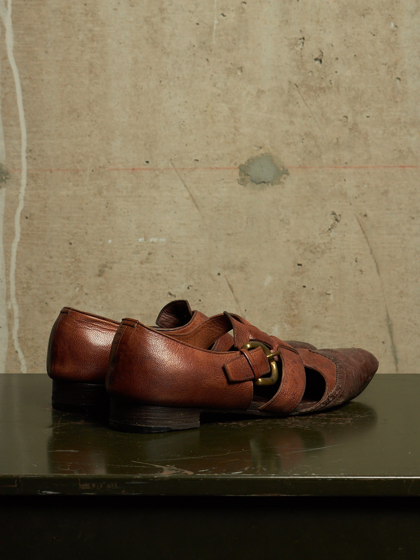 MiharaYasuhiro 00s Brown Goat Leather Brogue Buckle Cut-out Derbies