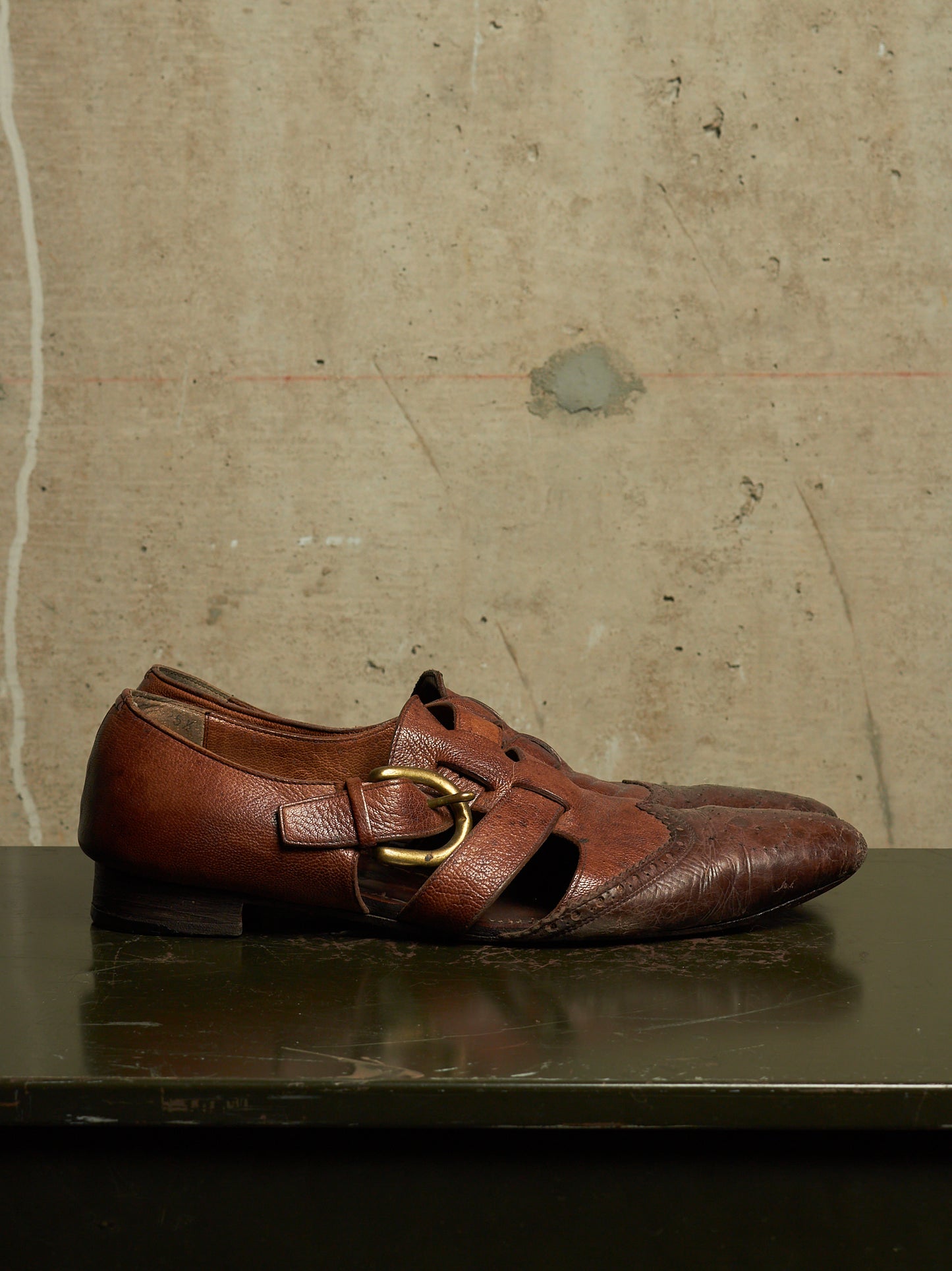 MiharaYasuhiro 00s Brown Goat Leather Brogue Buckle Cut-out Derbies