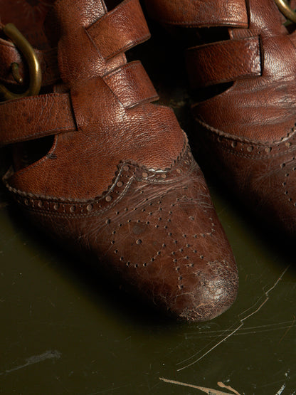MiharaYasuhiro 00s Brown Goat Leather Brogue Buckle Cut-out Derbies