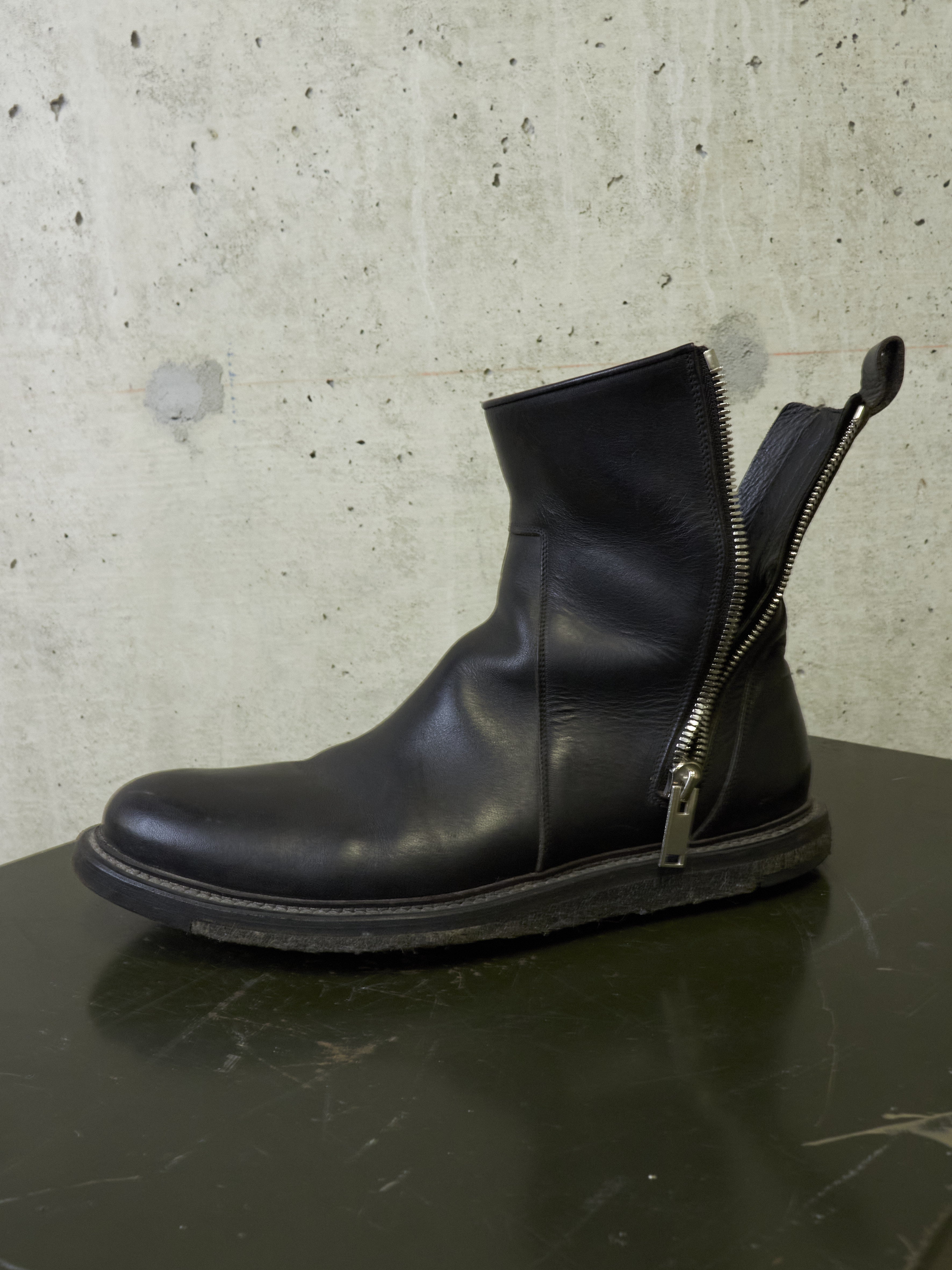 Rick Owens AW13 Zip Crepe Sole Calf Leather Boots | DRIEW
