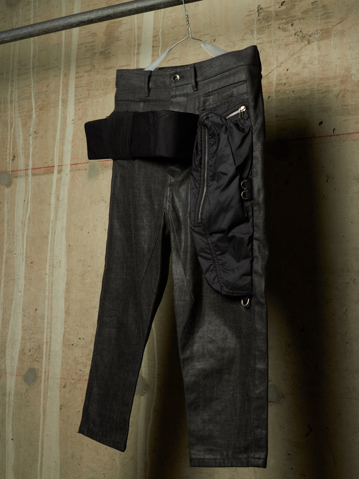 Rick Owens AW17 "GLITTER" Black Cropped Cargo Belt Coated Denim