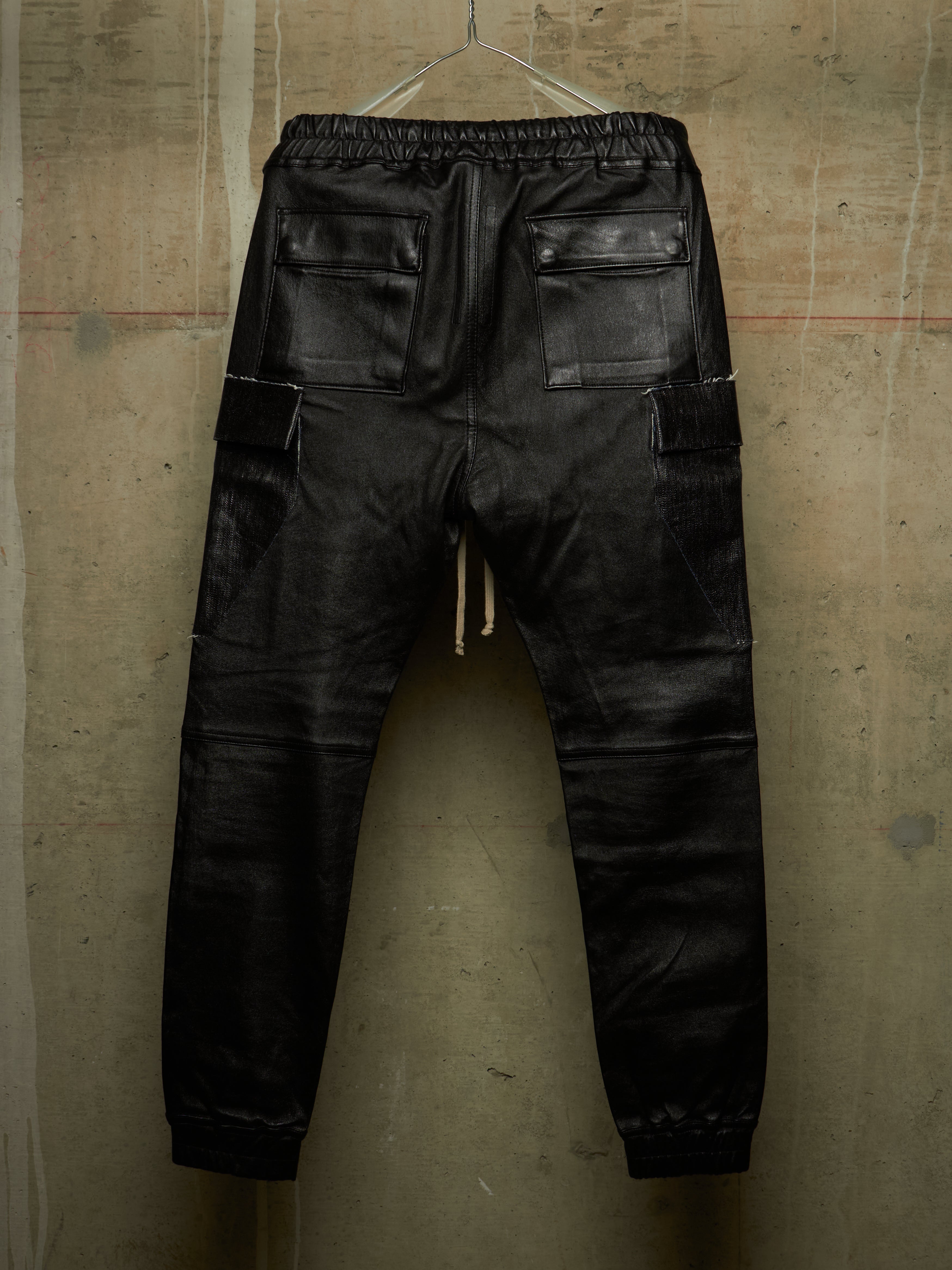 Rick Owens AW19 Stretch Lamb Leather Cargo Joggers | DRIEW