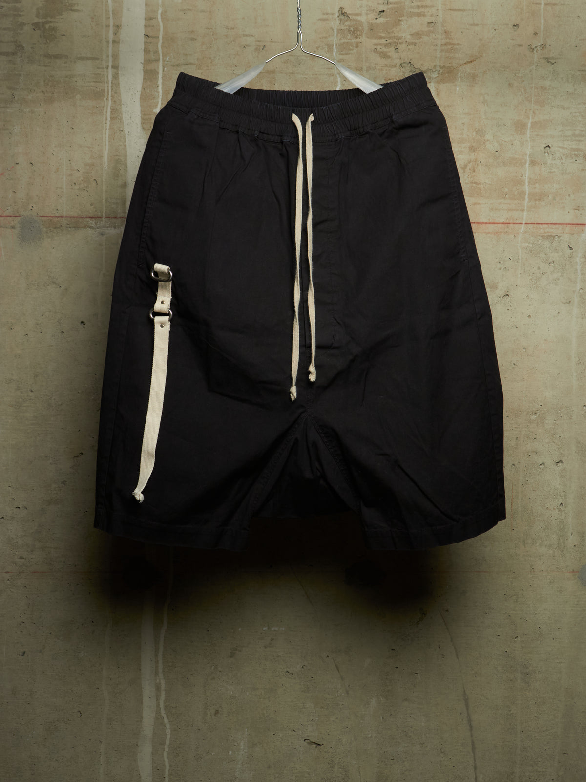 Rick Owens AW19 "LARRY" Black Utility Drop-crotch Pod Shorts