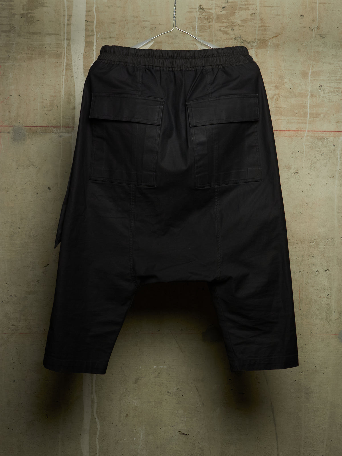 Rick Owens DRKSHDW AW16 "MASTODON" Black Protruding Pockets Drop-Crotch Cargo Capris