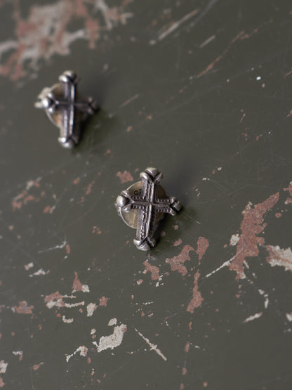 WERKSTATT:MÜNCHEN ‘M4551’ .925 Silver Cross Stud Earrings