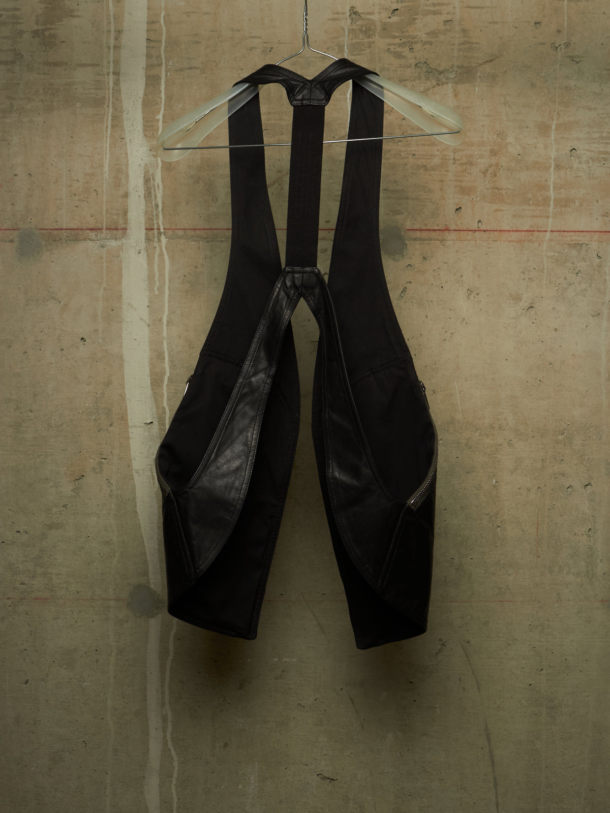 Rick Owens SS22 "FOGACHINE" BLACK Calf Leather Bauhaus Vest Bag